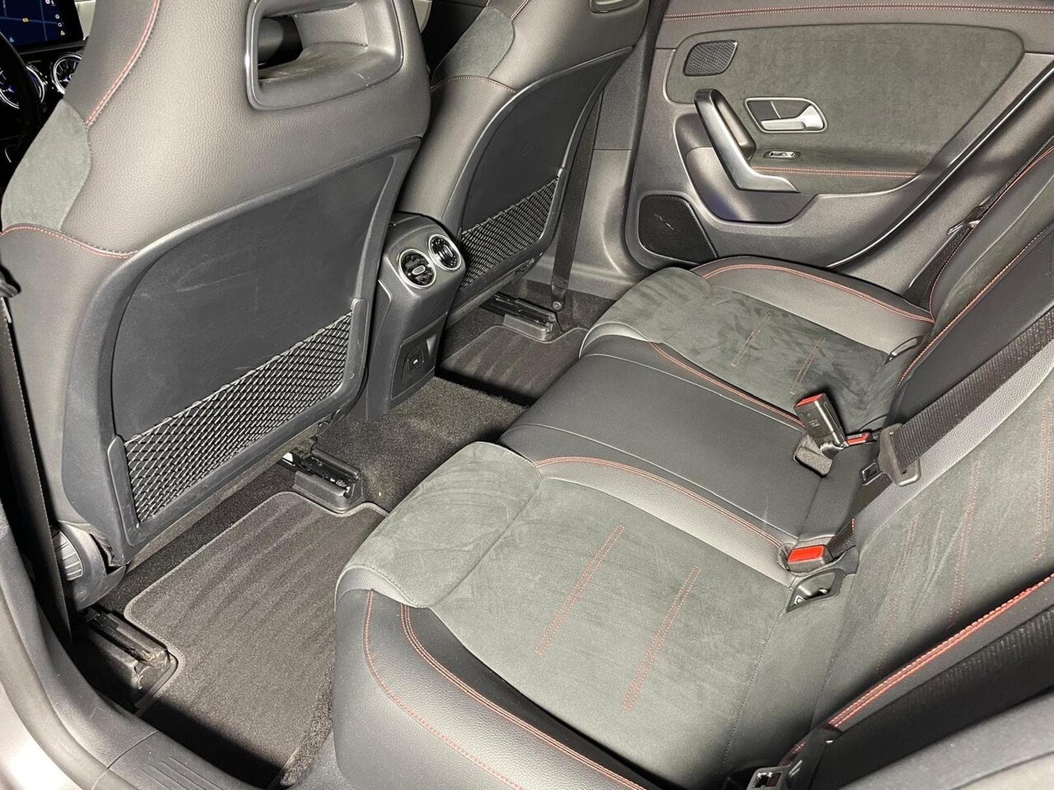 Mercedes CLA 200 150 CV DCT AMG LINE GPS (2023) - Foto 14