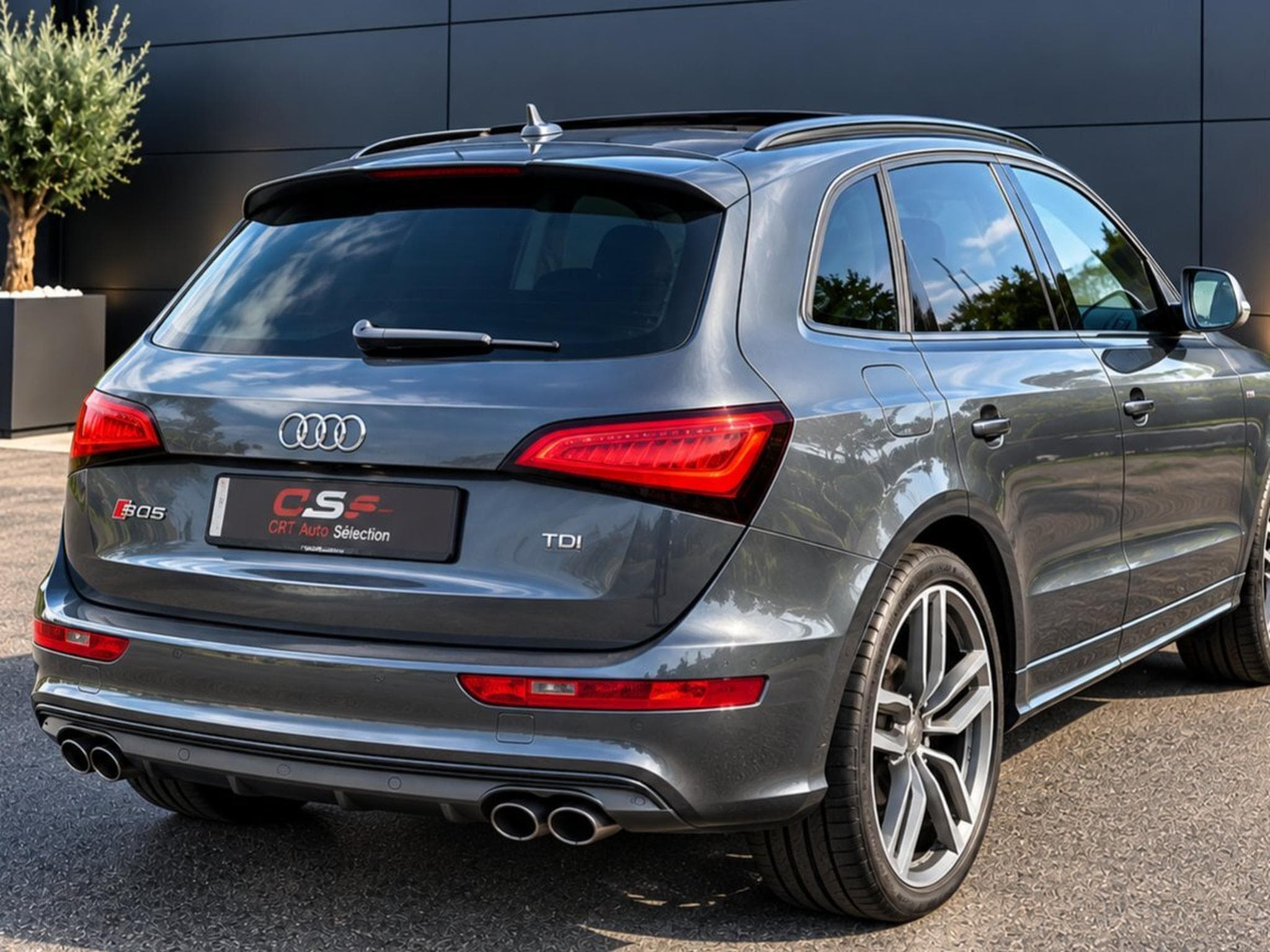 Audi SQ5 3.0 TDI 226CH S LINE (2016) - Photo 2