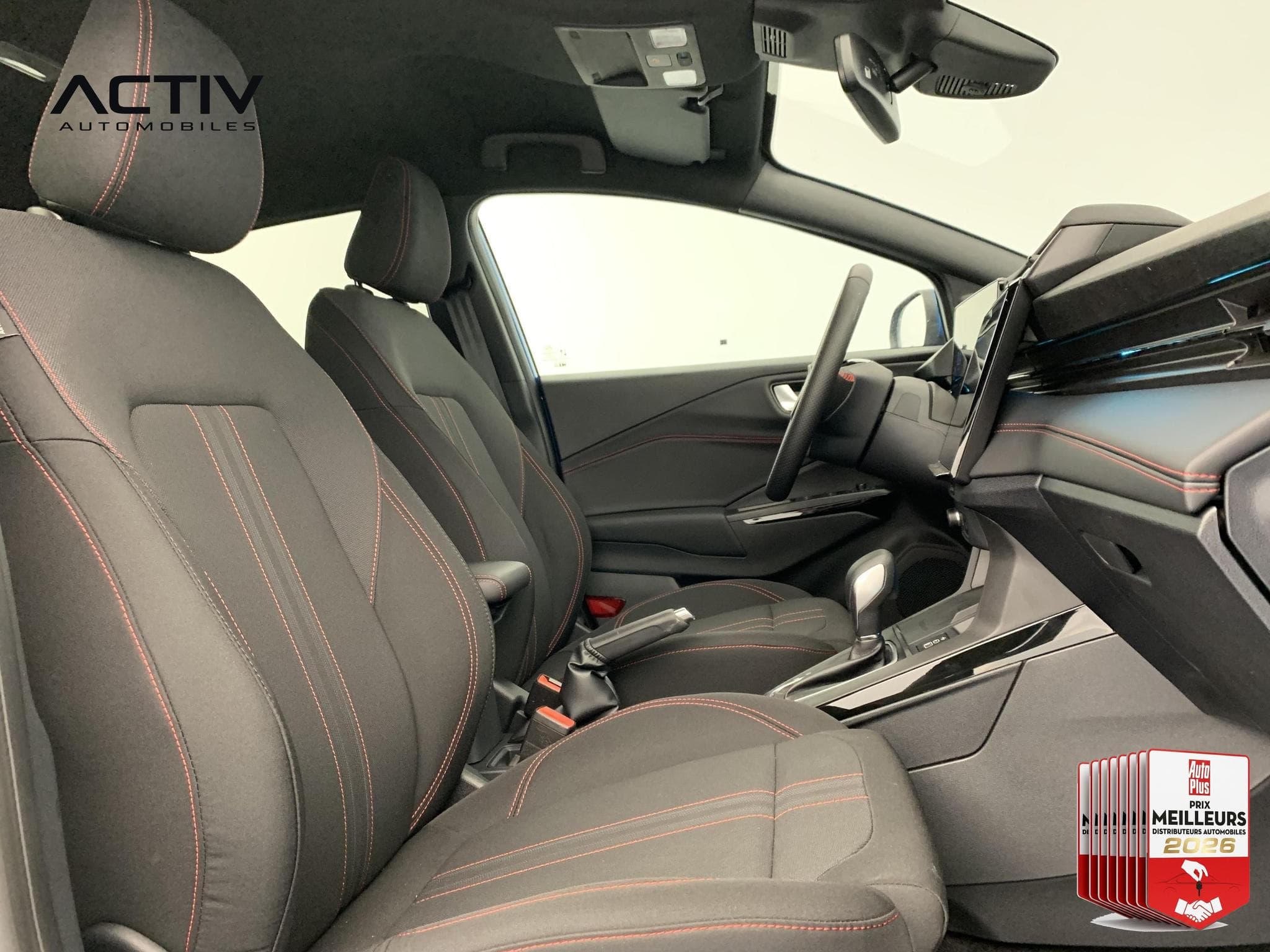 Ford PUMA 1.0 EcoBoost 125 ch mHEV S&S Powershift ST-Line (2026) - Photo 9