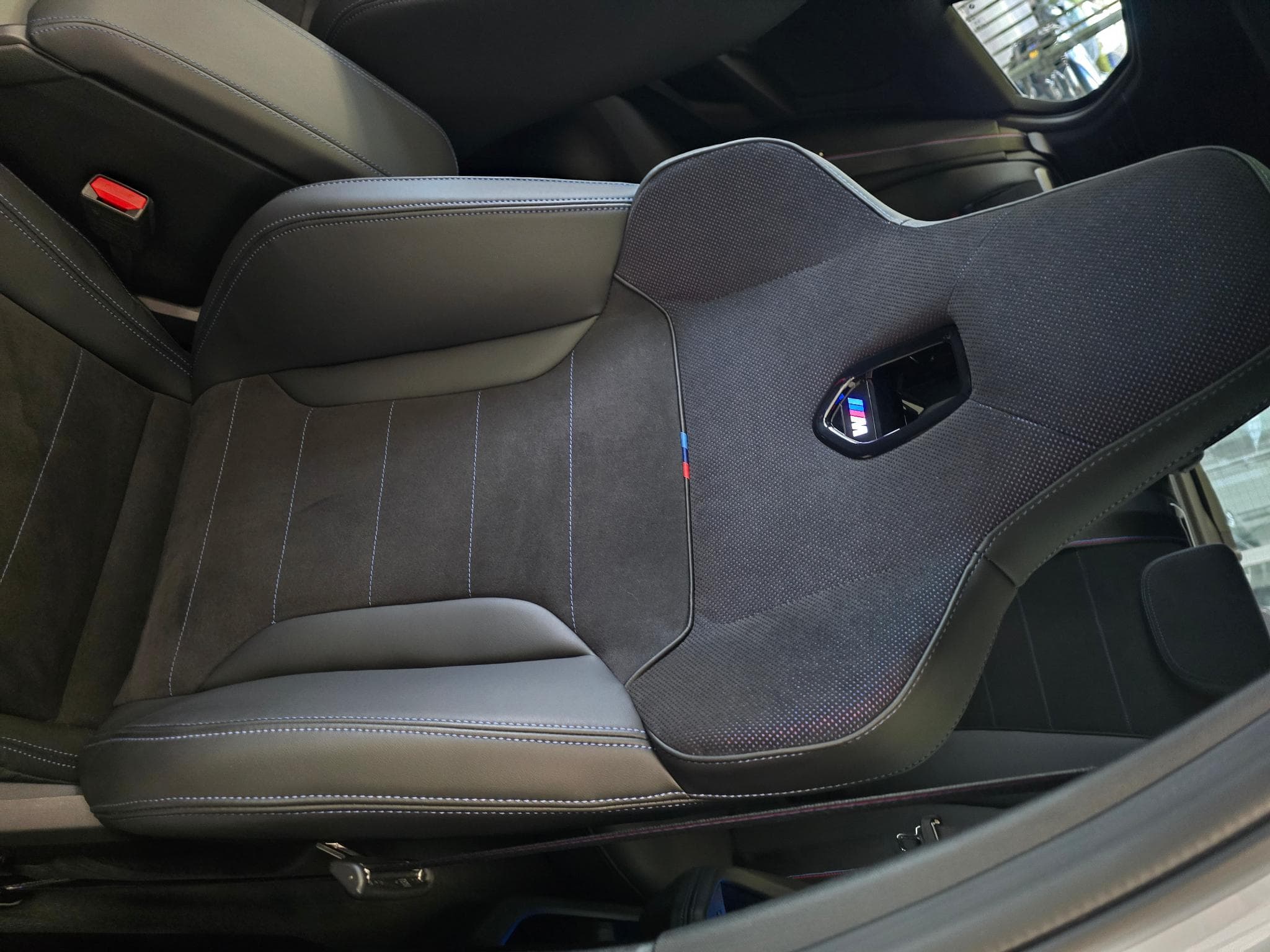 BMW M135 M sport Pro, Toit ouvrant, Harman Kardon... (2025) - Foto 8
