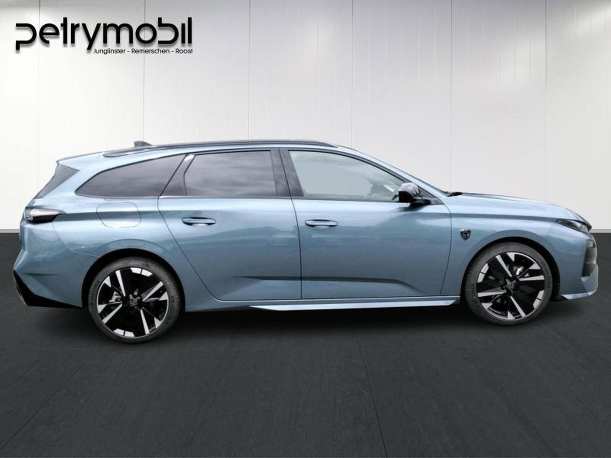 Peugeot 308 GT (2026) - Photo 8