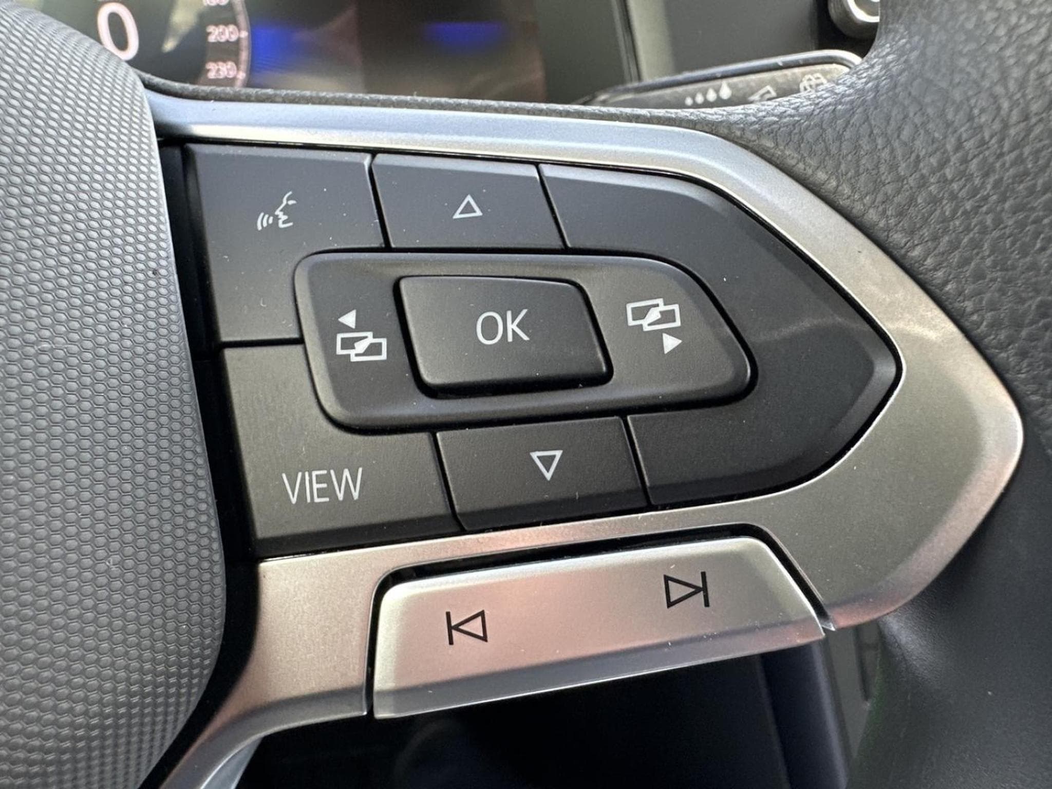 VW Polo 1.0 MPI 80ch LIMITED 5P (2025) - Photo 23