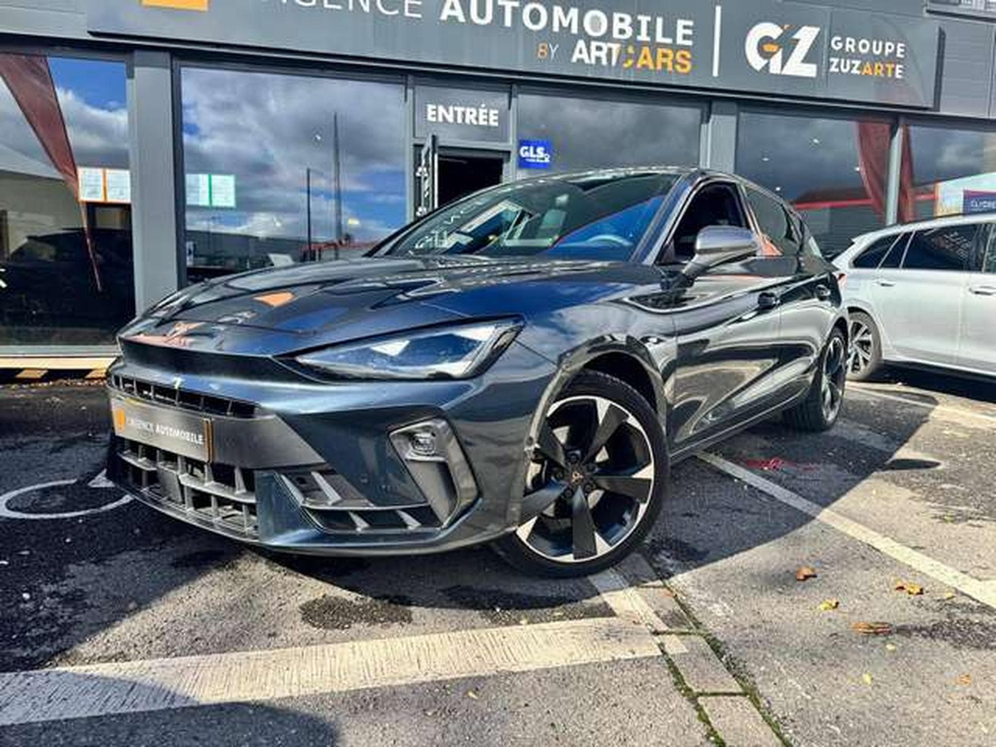 CUPRA Leon Leon 1.5 eTSI DSG (2025) - Foto 2
