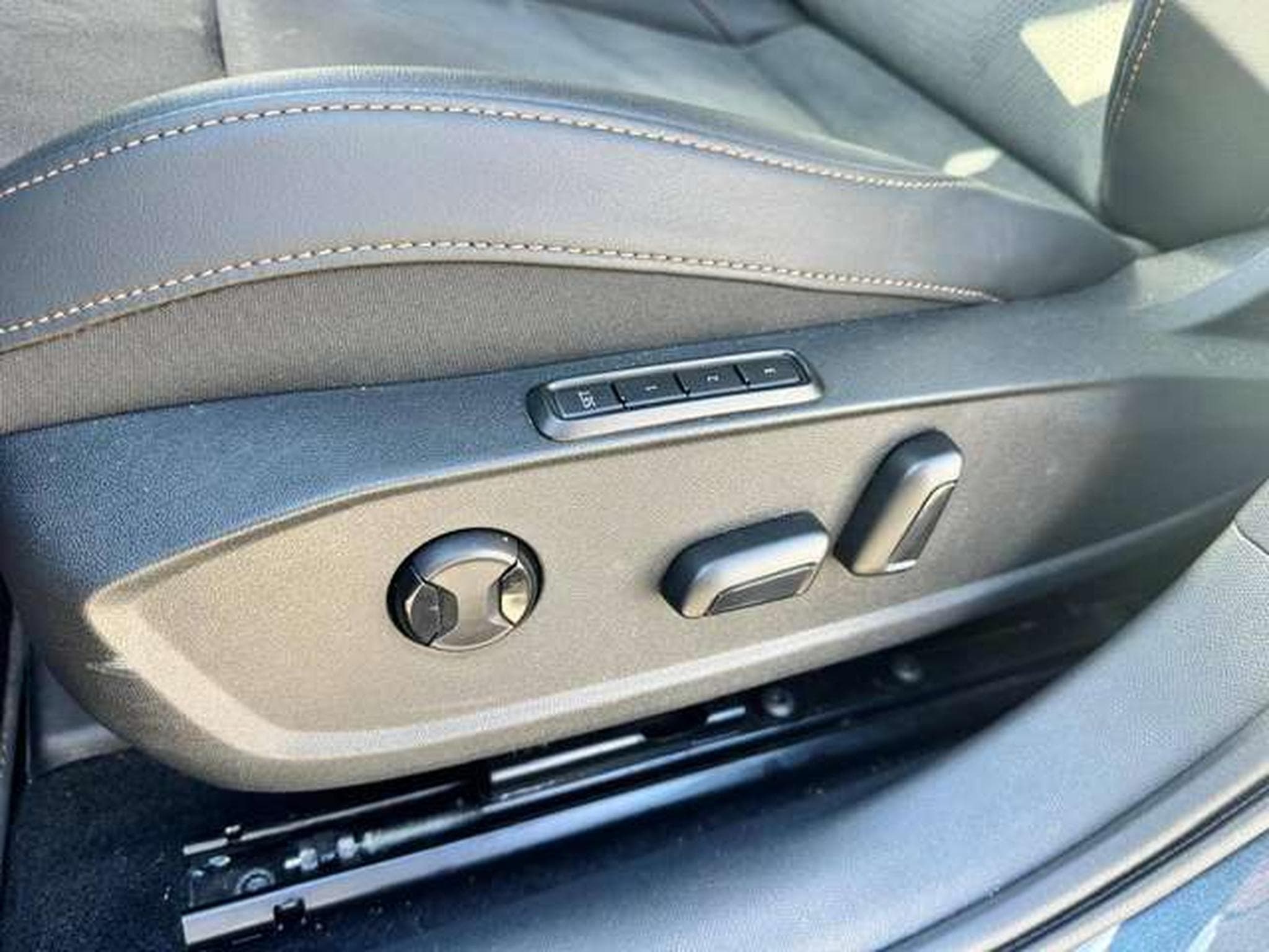CUPRA Leon Leon 1.5 eTSI DSG (2025) - Foto 11