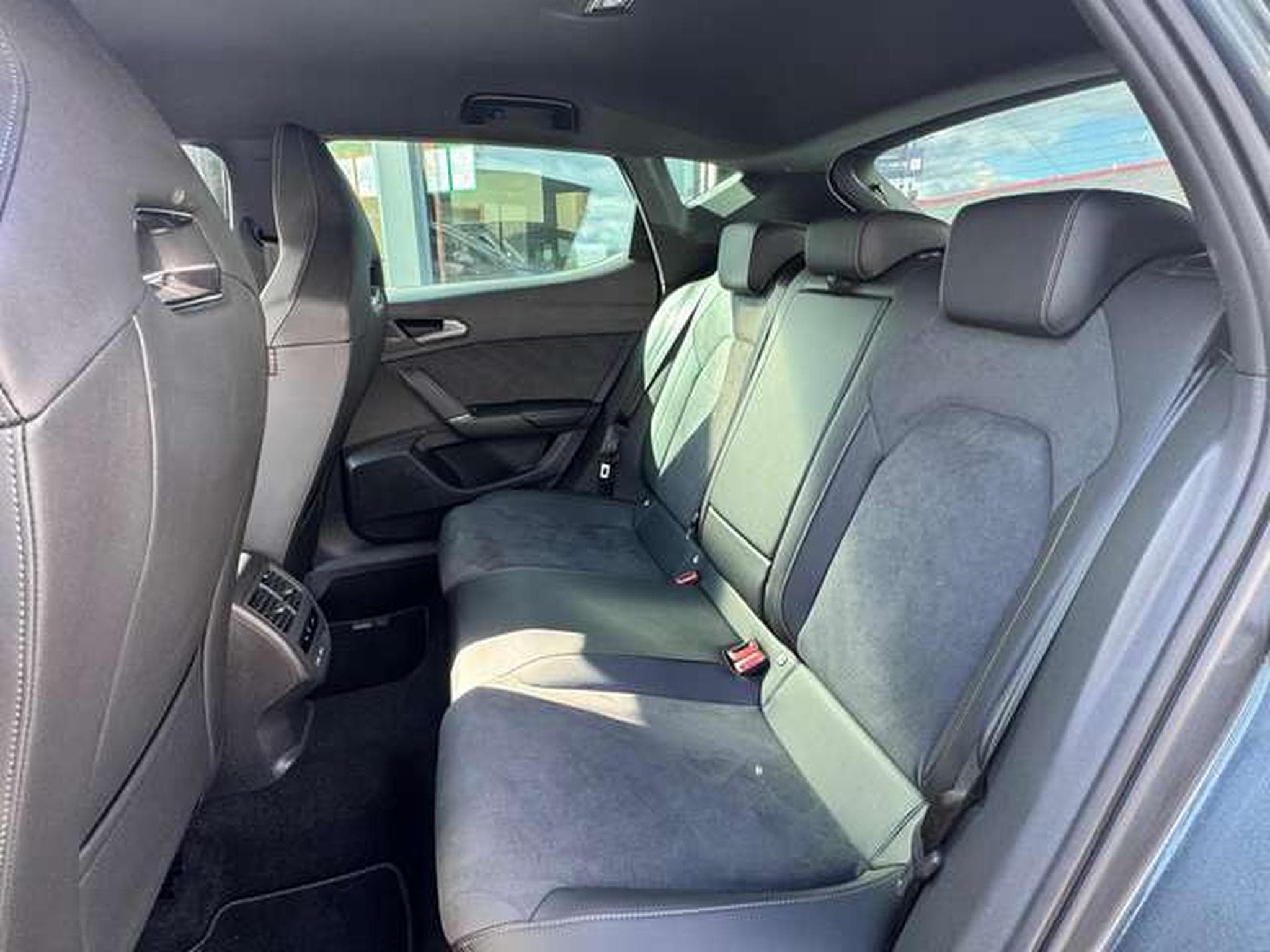 CUPRA Leon Leon 1.5 eTSI DSG (2025) - Foto 20