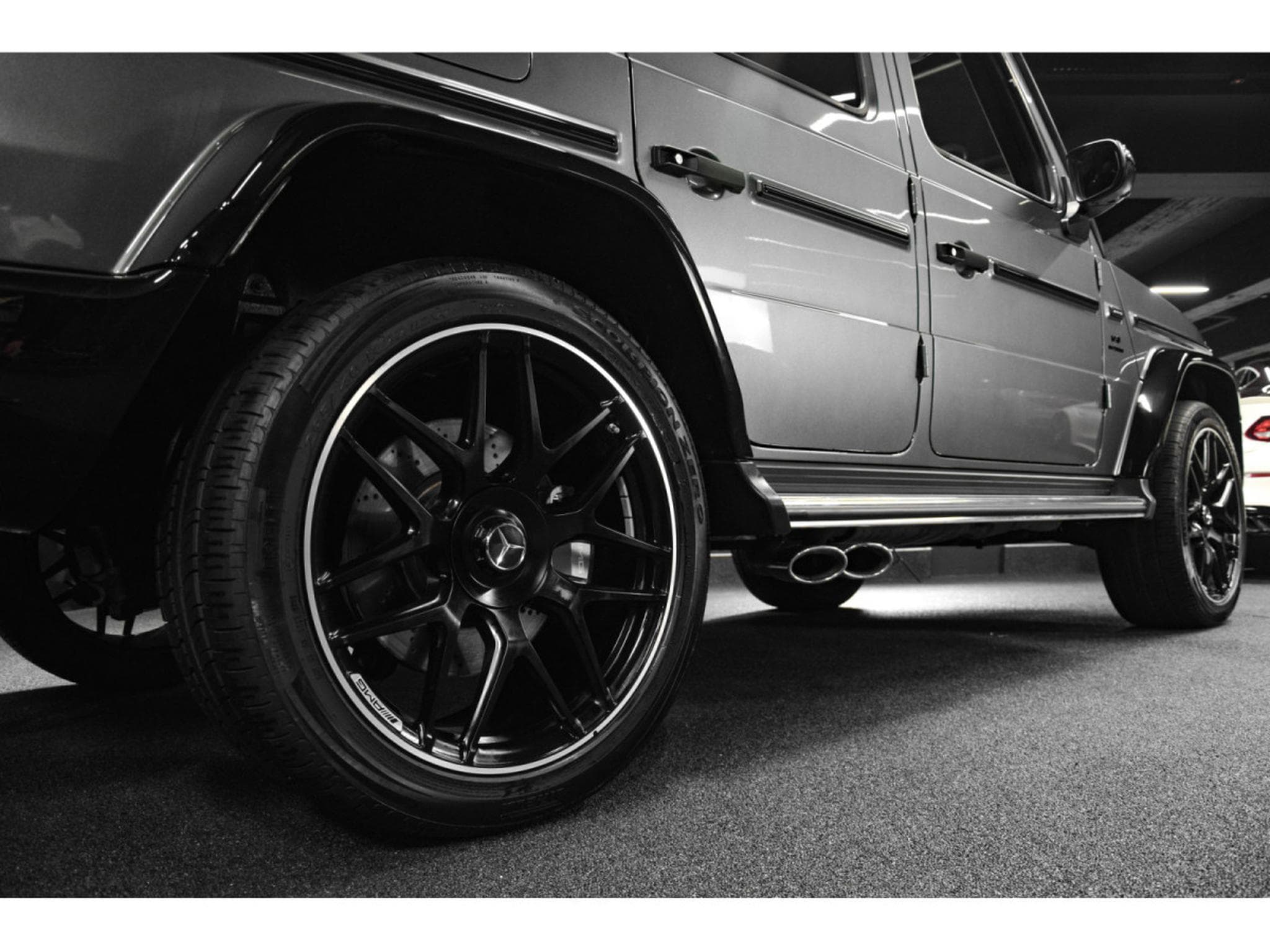 Mercedes G 63 AMG V8 Bi-Turbo - MANUFAKTUR (2023) - Photo 21