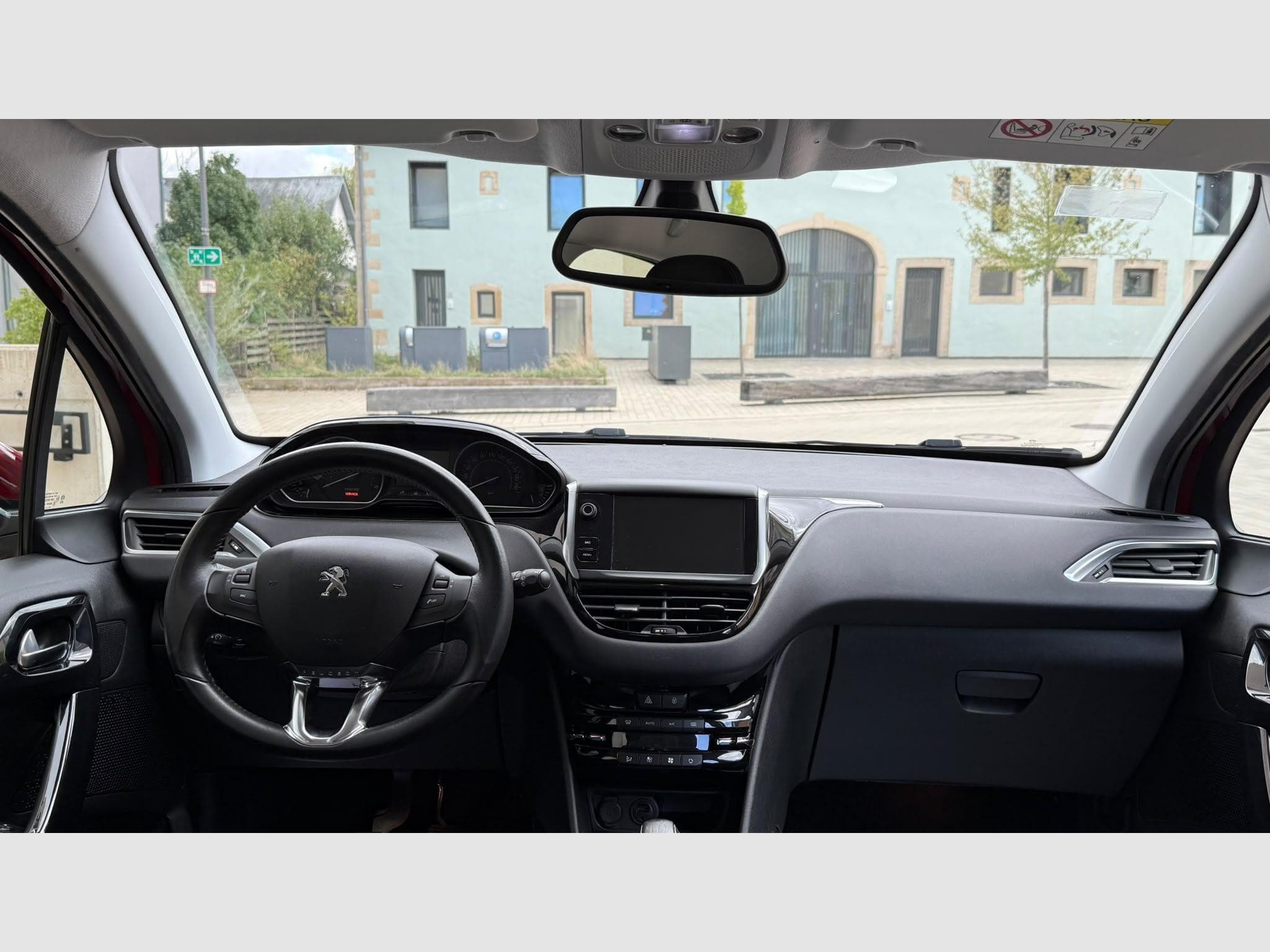Peugeot 208 1.6 eHdi (2014) - Foto 11