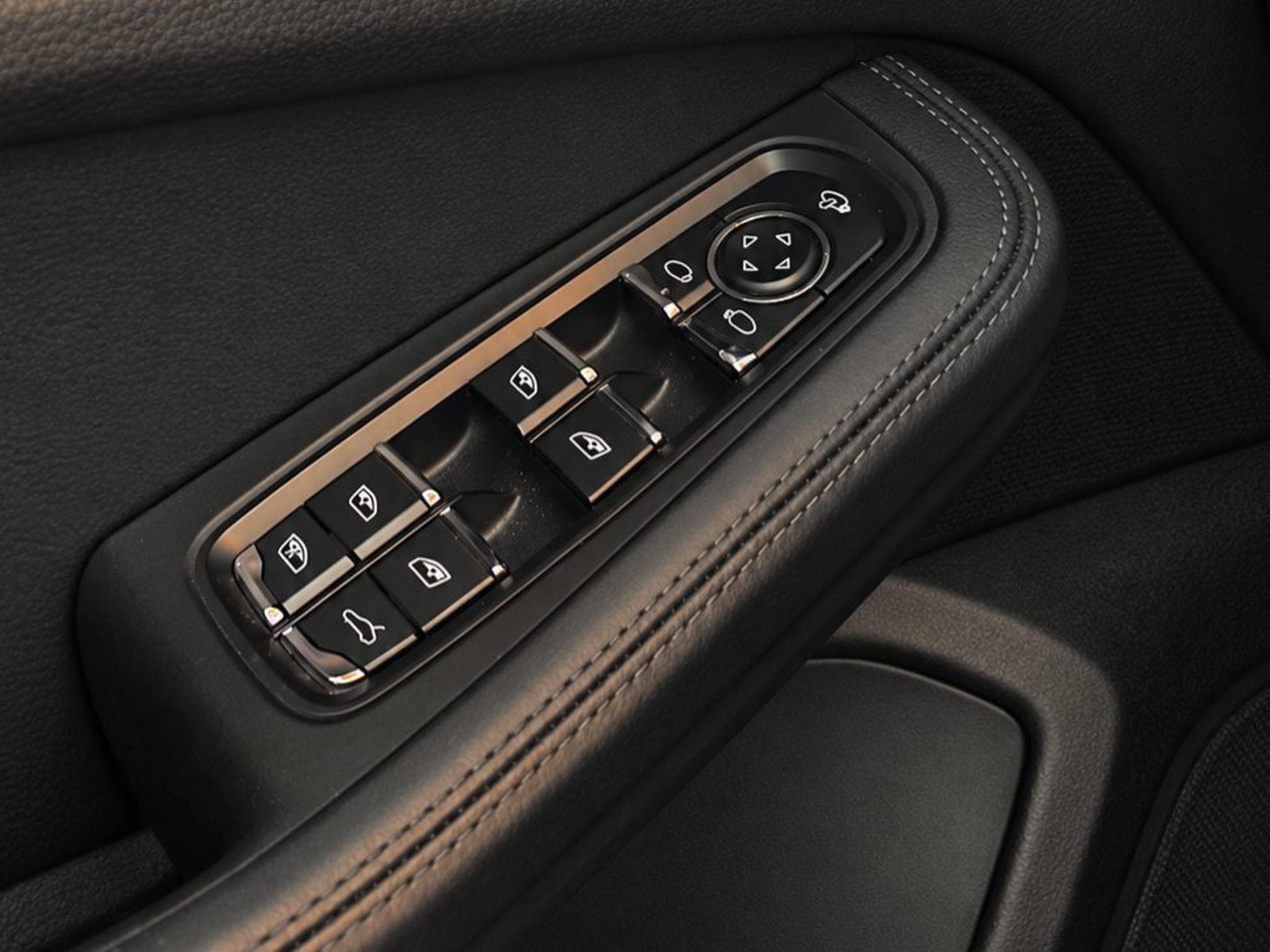 Porsche Macan Macan S 3.0 V6 Turbo (2017) - Photo 9
