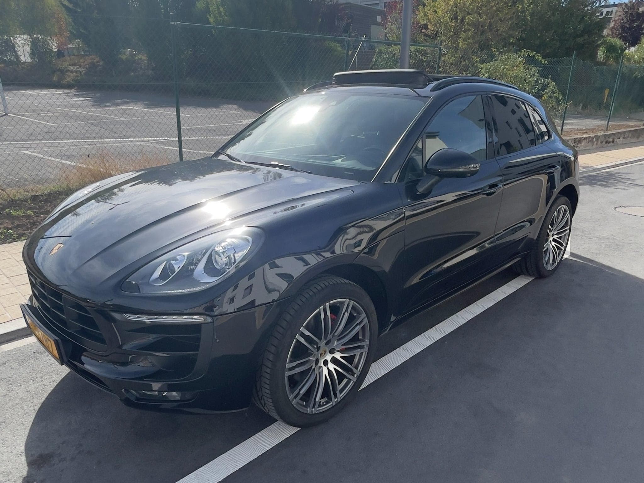Porsche Macan Macan S 3.0 V6 Turbo (2017) - Photo 1