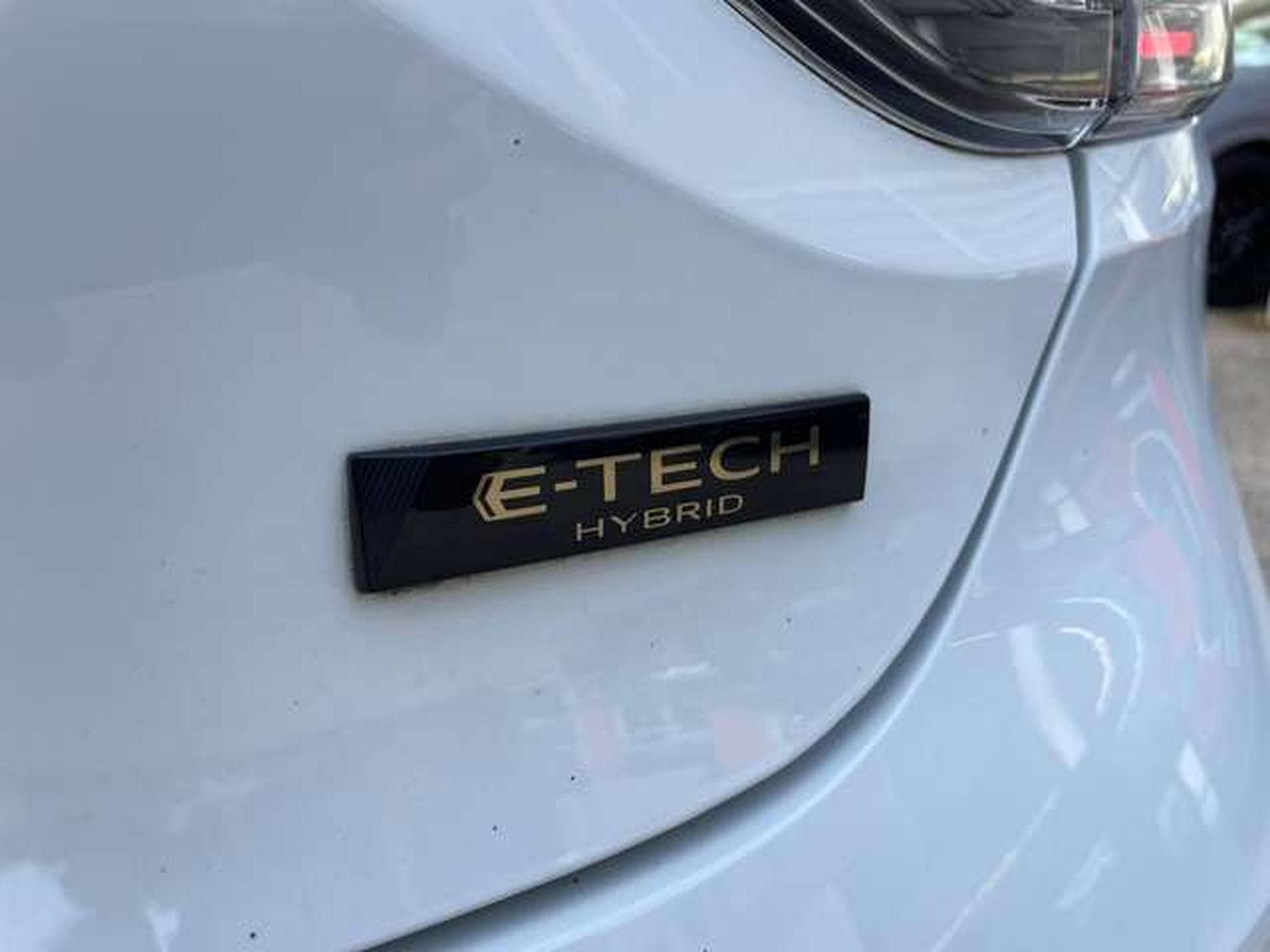 Renault Clio 1.5 HYBRIDE E-Tech - JUSQU'A 36 MOIS DE GARANTIE (2023) - Foto 22