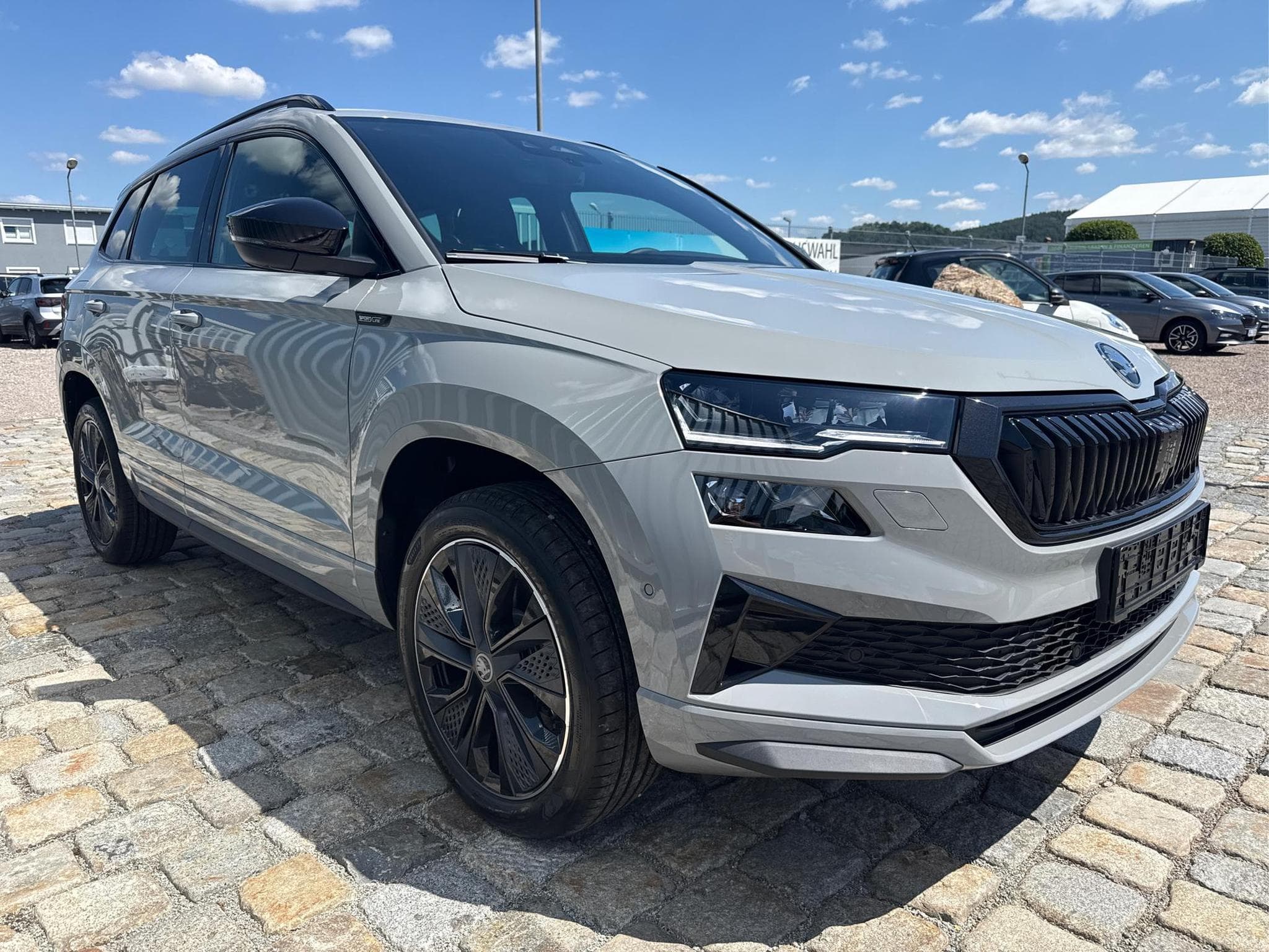 Skoda Karoq Sportline 1,5 TSI (2026) - Photo 3