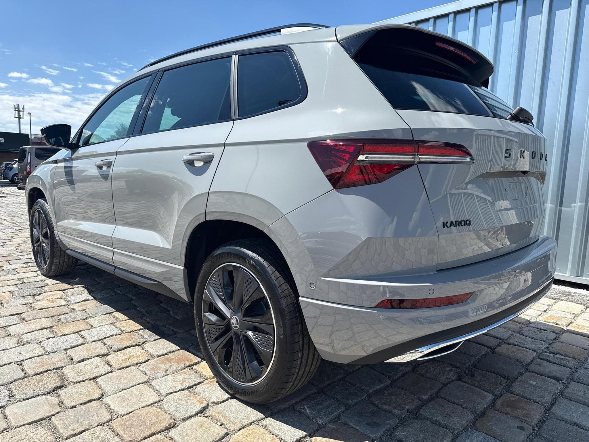 Skoda Karoq Sportline 1,5 TSI (2026) - Photo 4
