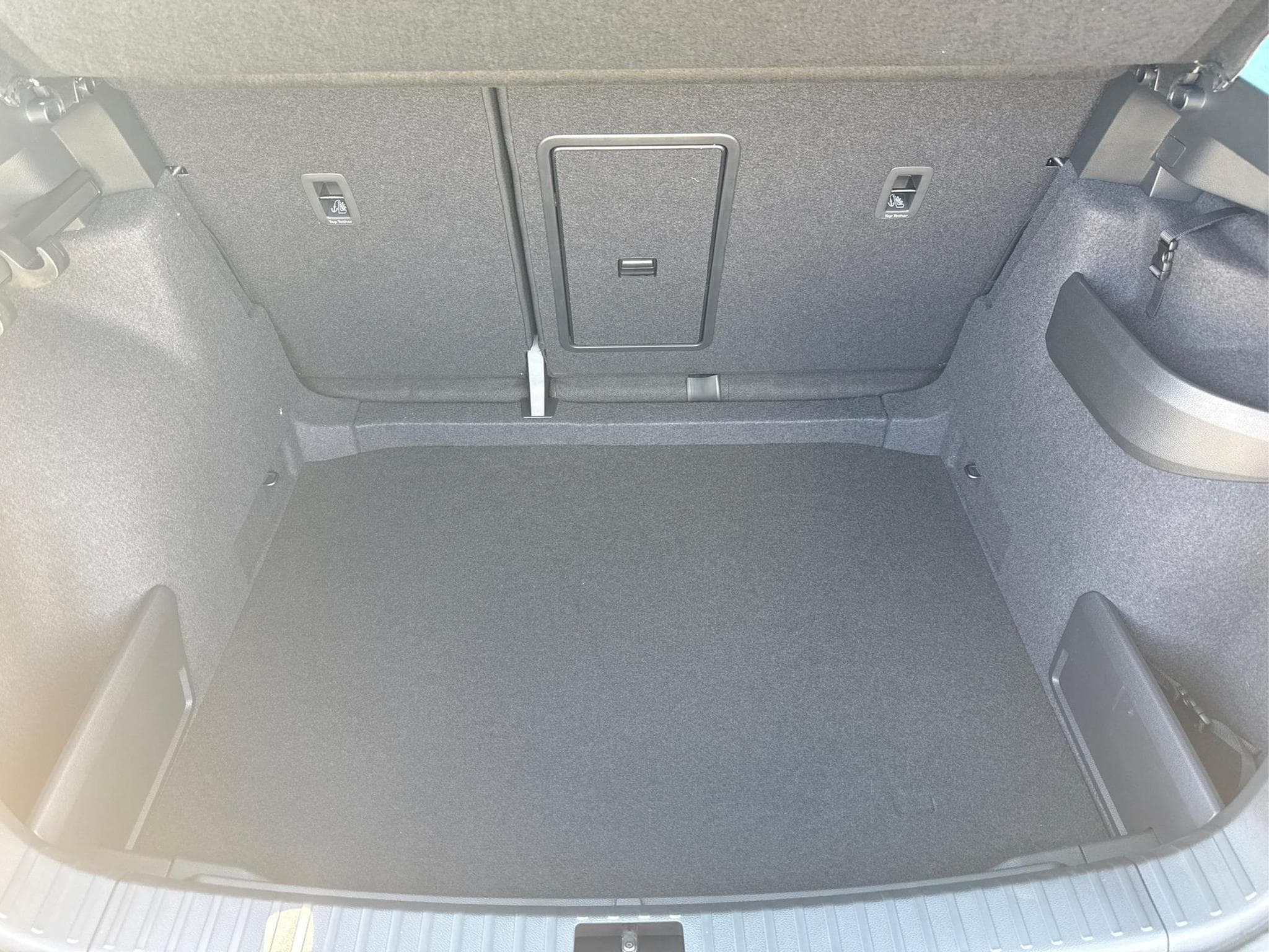 Skoda Karoq Sportline 1,5 TSI (2026) - Photo 10