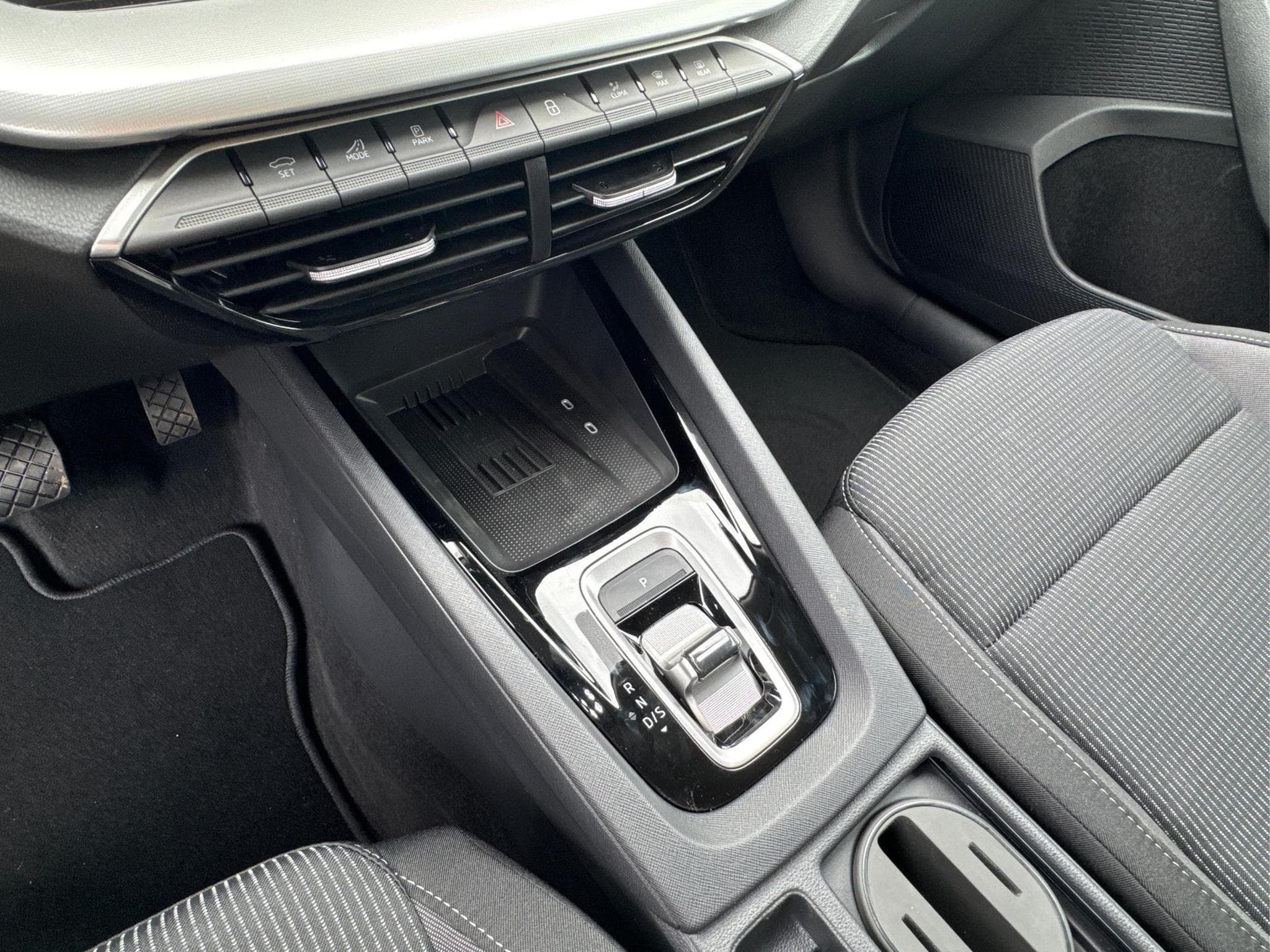 Skoda Octavia Selection (2025) - Photo 19