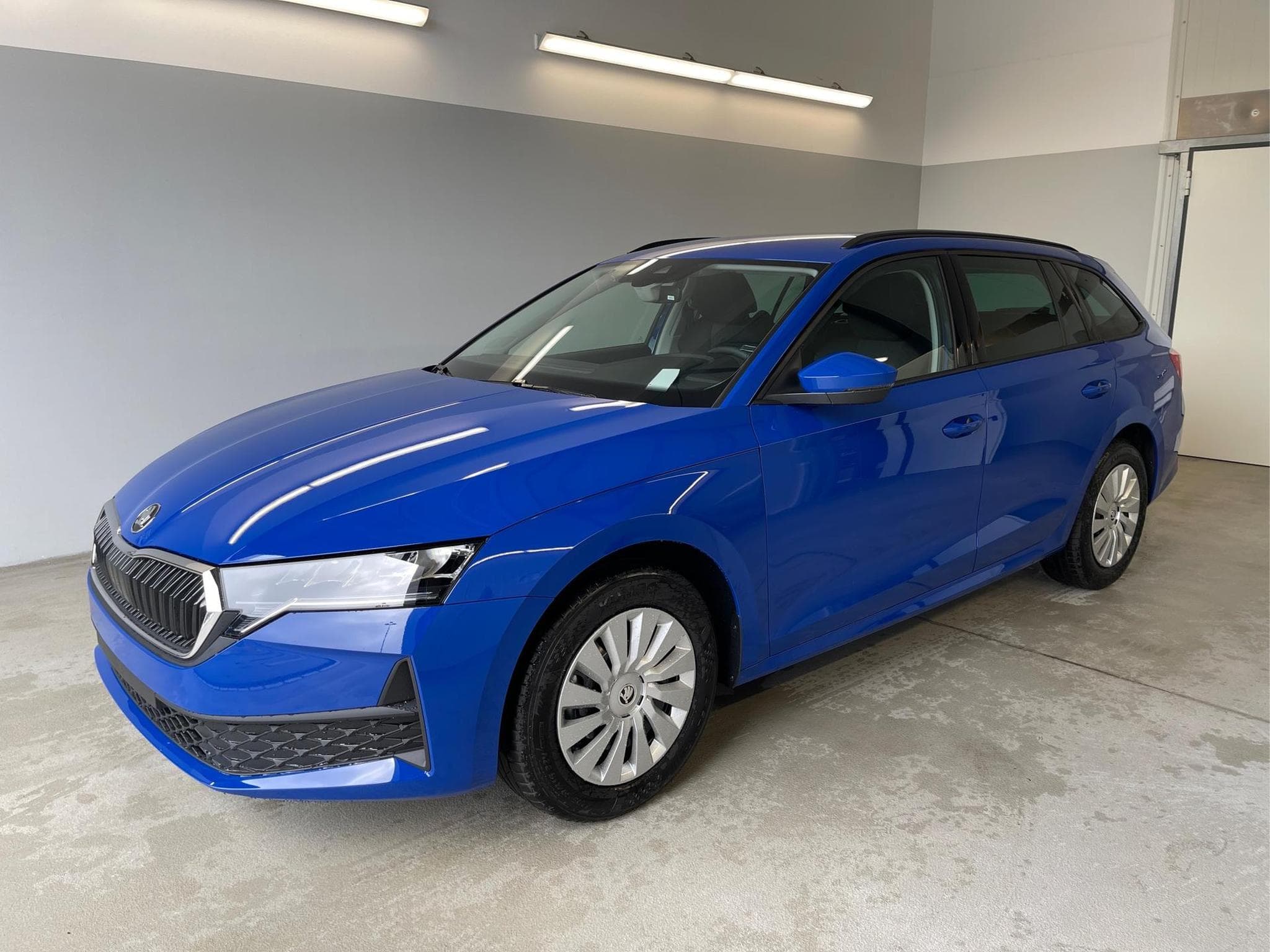 Skoda Octavia Essence (2026) - Photo 1