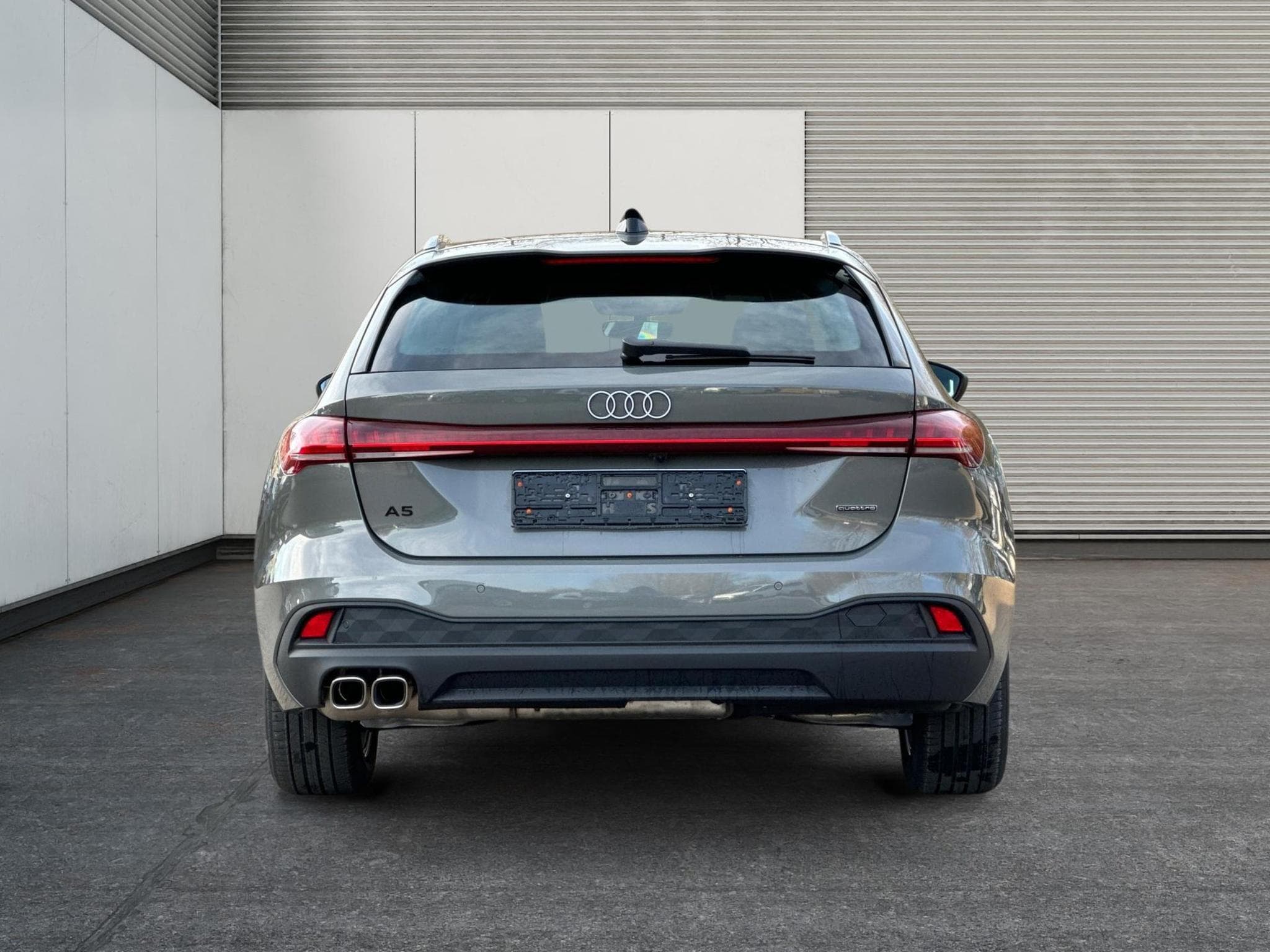 Audi A5 Avant Basis (2025) - Photo 4