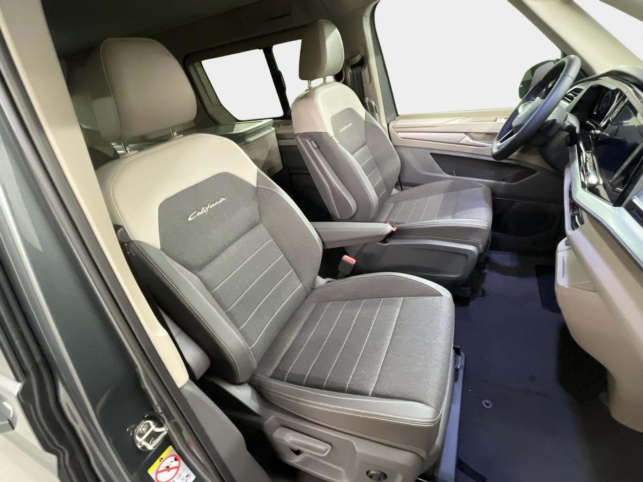 VW California Ocean (2026) - Photo 19