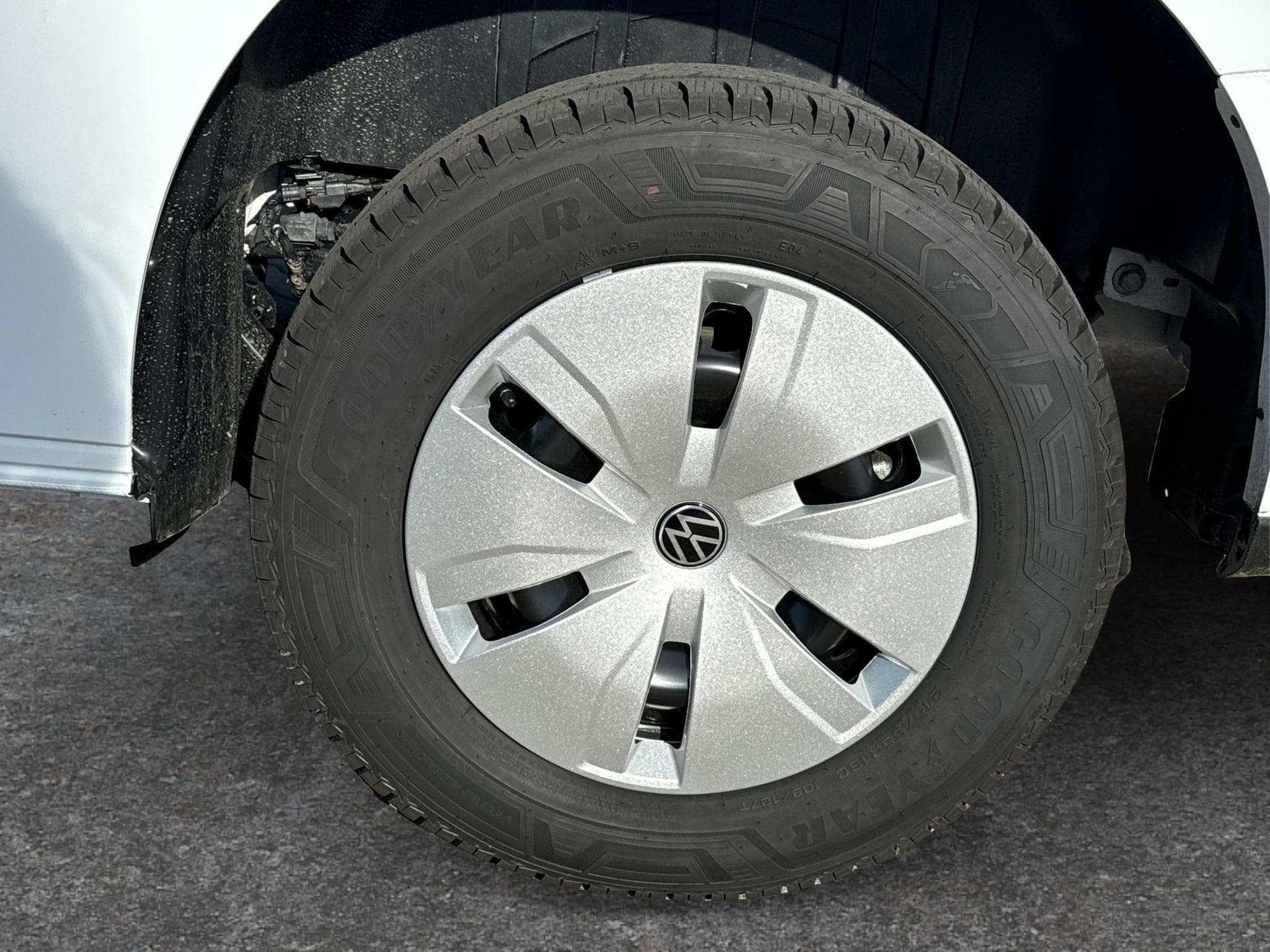VW T7 Basis (2026) - Foto 12