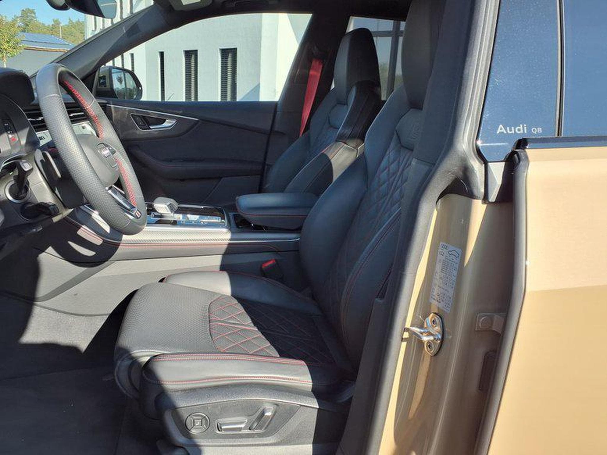 Audi Q8 S line 3.0 TDI 8-Gang-Tiptronic quattro (2026) - Photo 7
