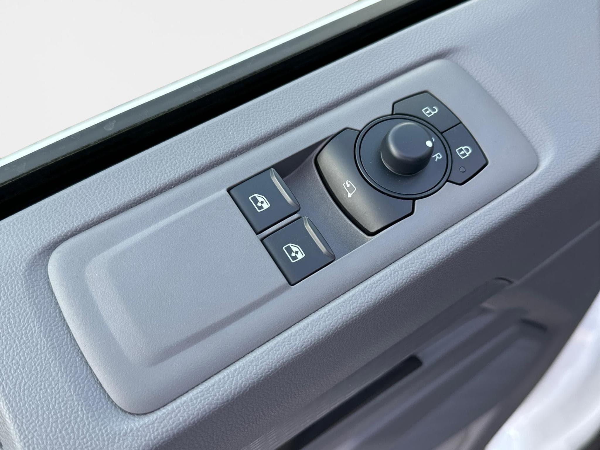 VW T7 Basis (2026) - Foto 21