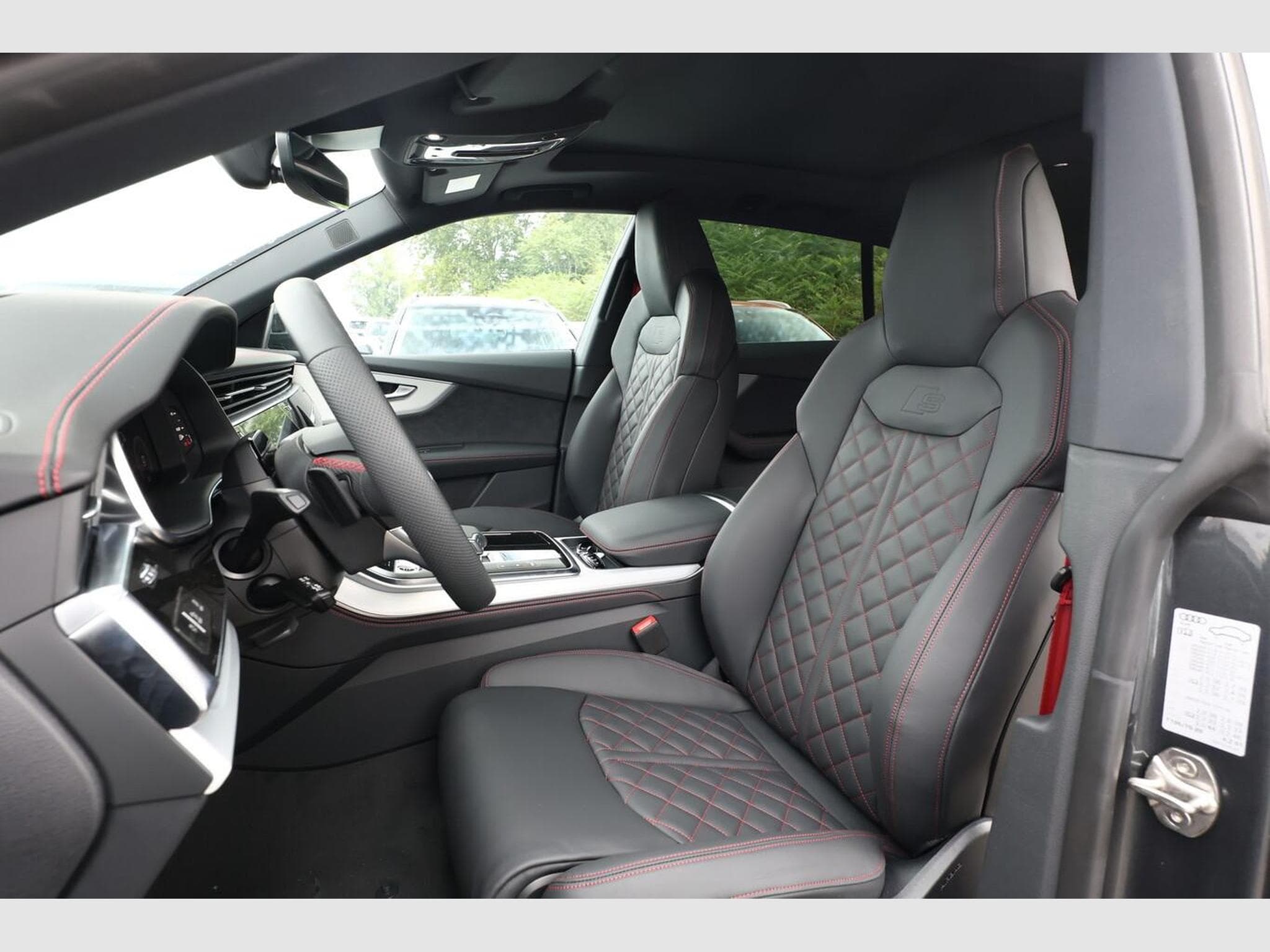 Audi Q8 S line (2026) - Photo 6