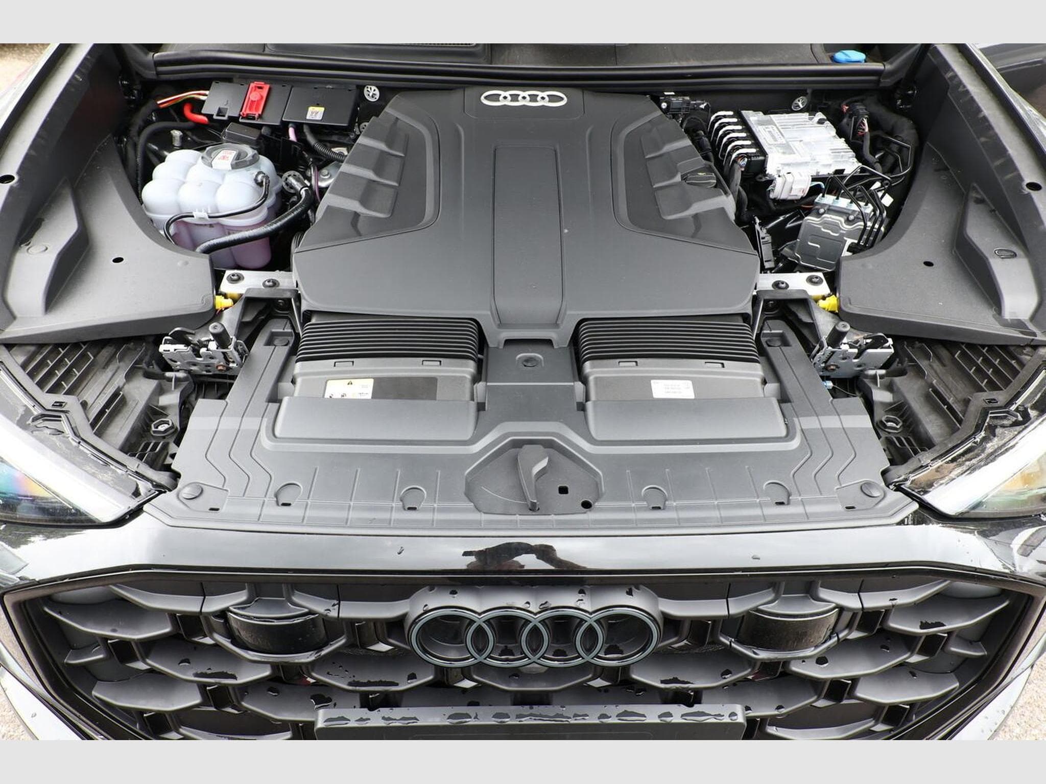 Audi Q8 S line (2026) - Photo 12