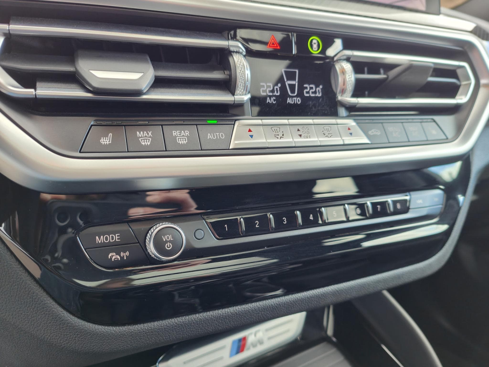 BMW X4 X4 XDRIVE20dA PACK M TOIT OUVRANT SIEGES M CARPLAY (2022) - Photo 19