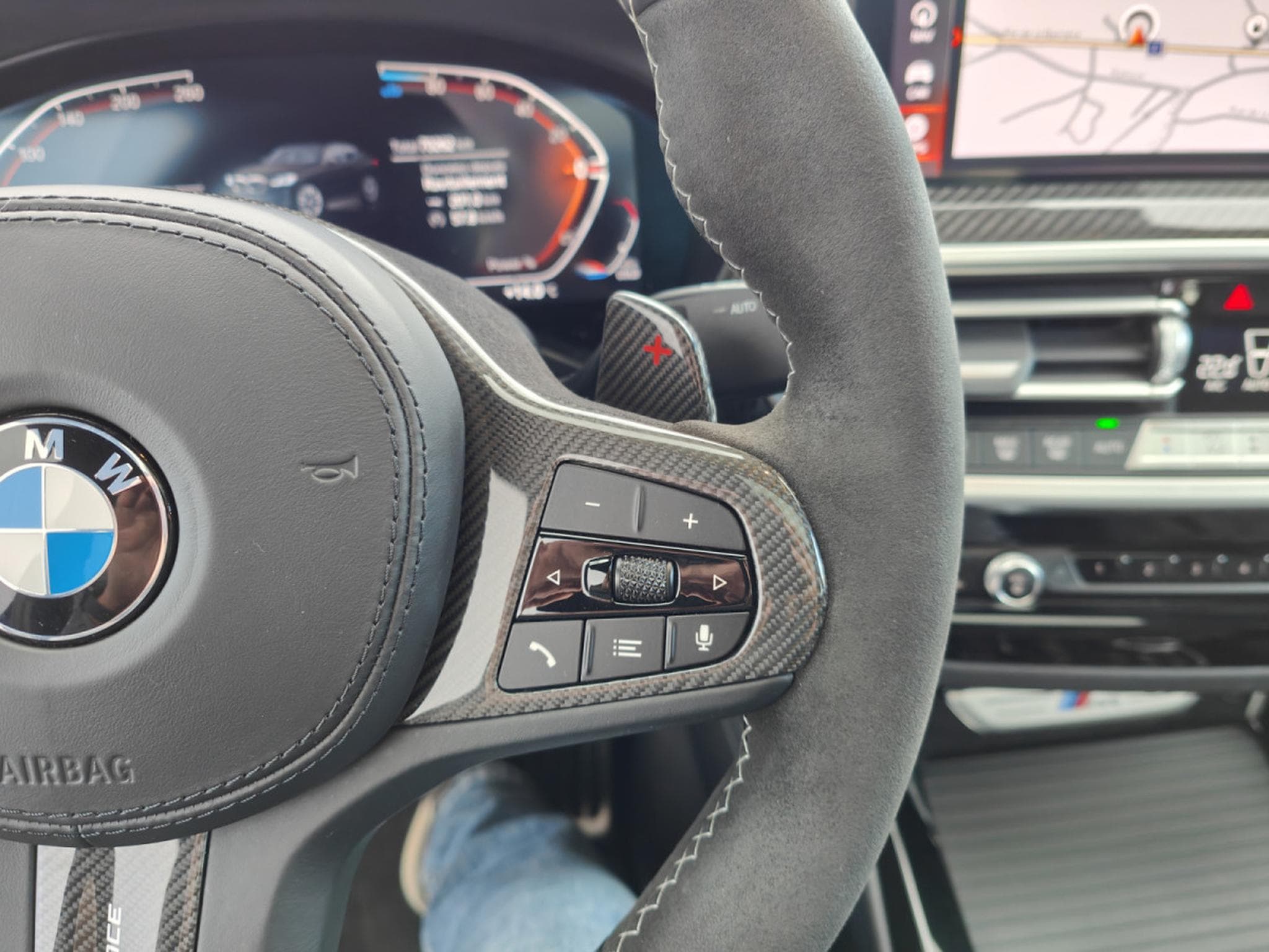 BMW X4 X4 XDRIVE20dA PACK M TOIT OUVRANT SIEGES M CARPLAY (2022) - Photo 24