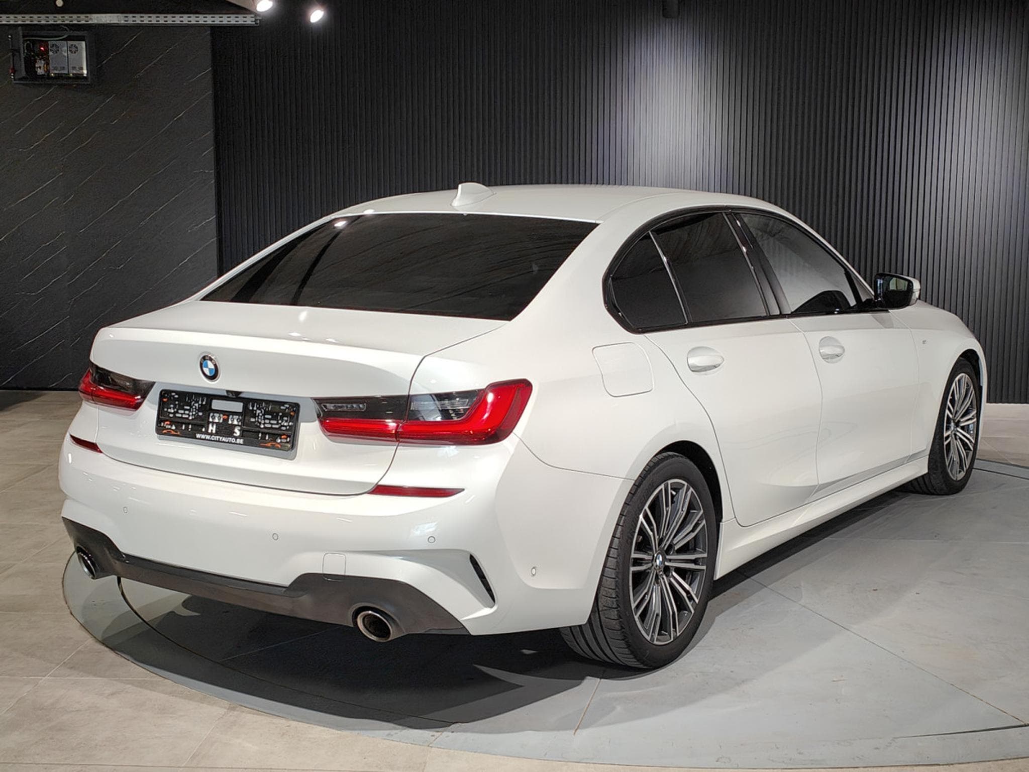 BMW 320 320dA PACK M ECLAIRAGE AMBIANCE GPS CARPLAY CAMERA (2021) - Photo 3