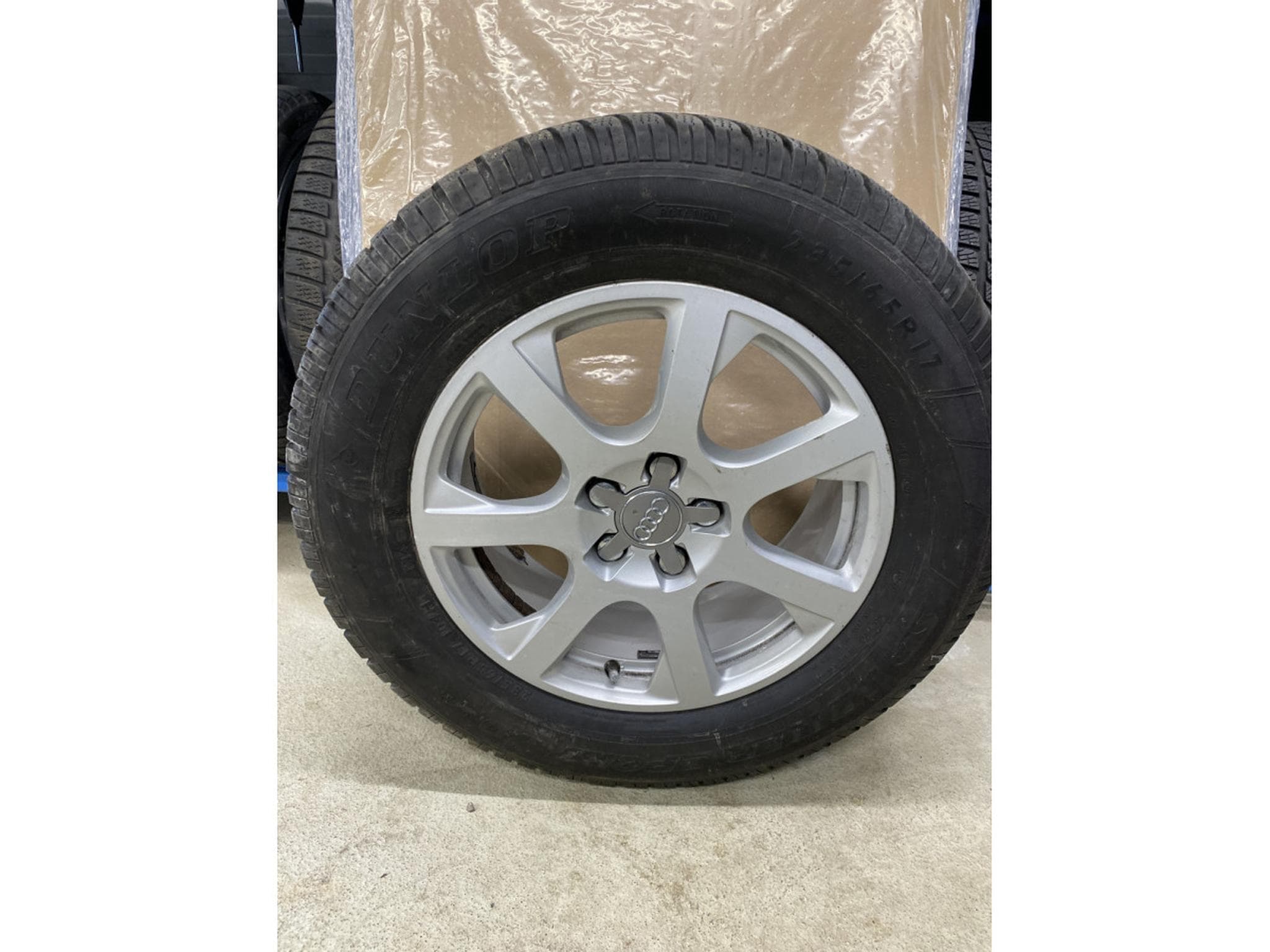 Jantes alu + Pneus h – 17" - Photo 1