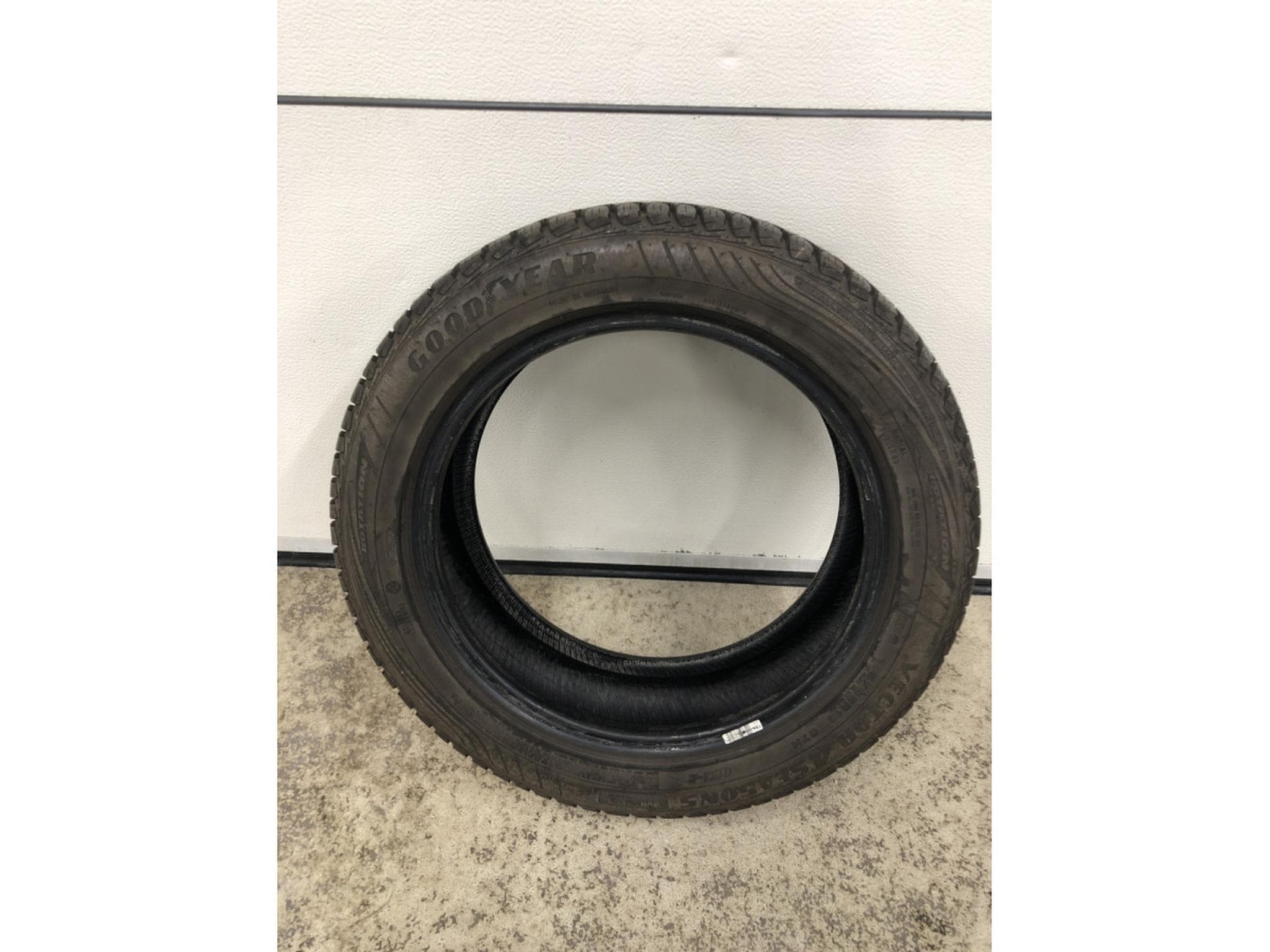 Pneus toutes saisons – 16" - Photo 1