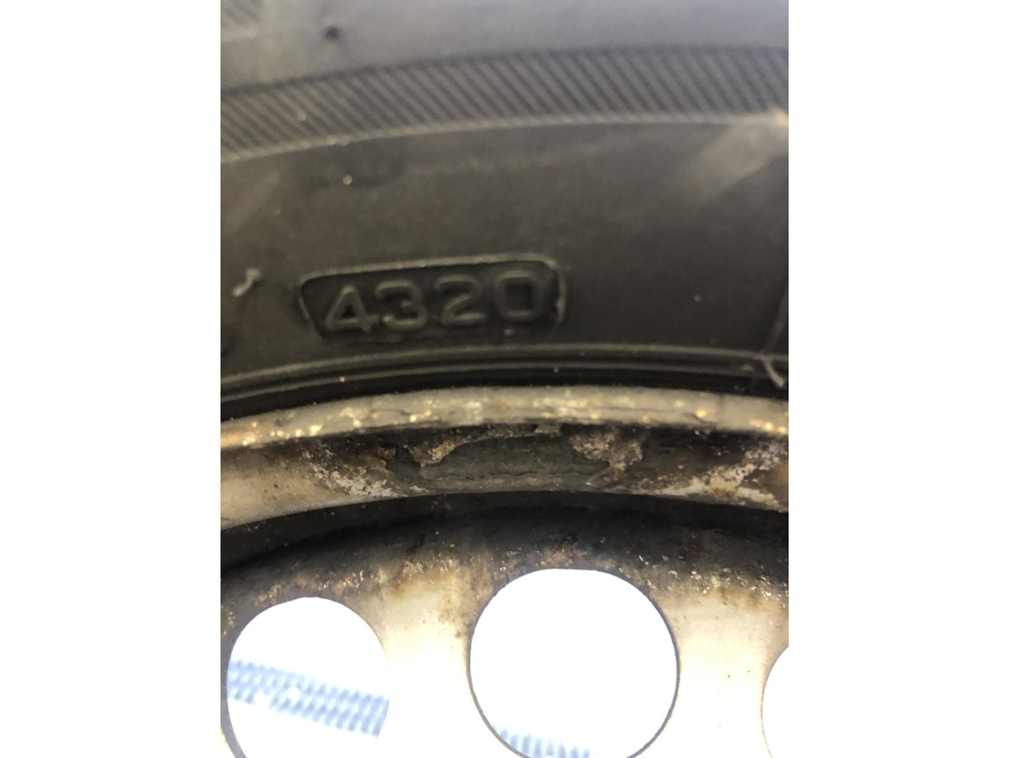 Jantes acier + Pneus – 16" - Photo 6
