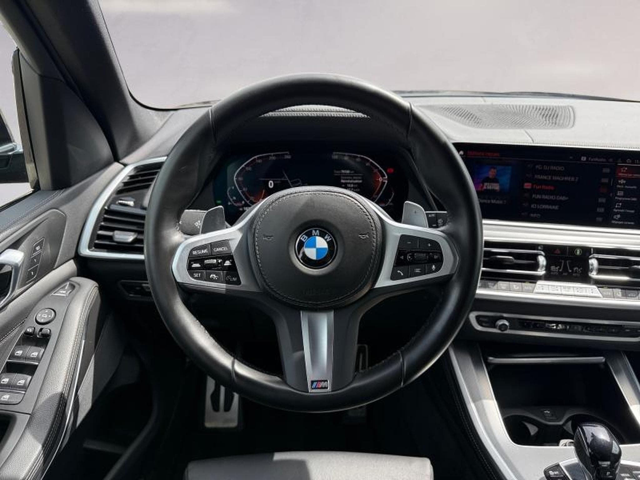 BMW X5 X5 xDrive40i Kit M Sport (2022) - Photo 11