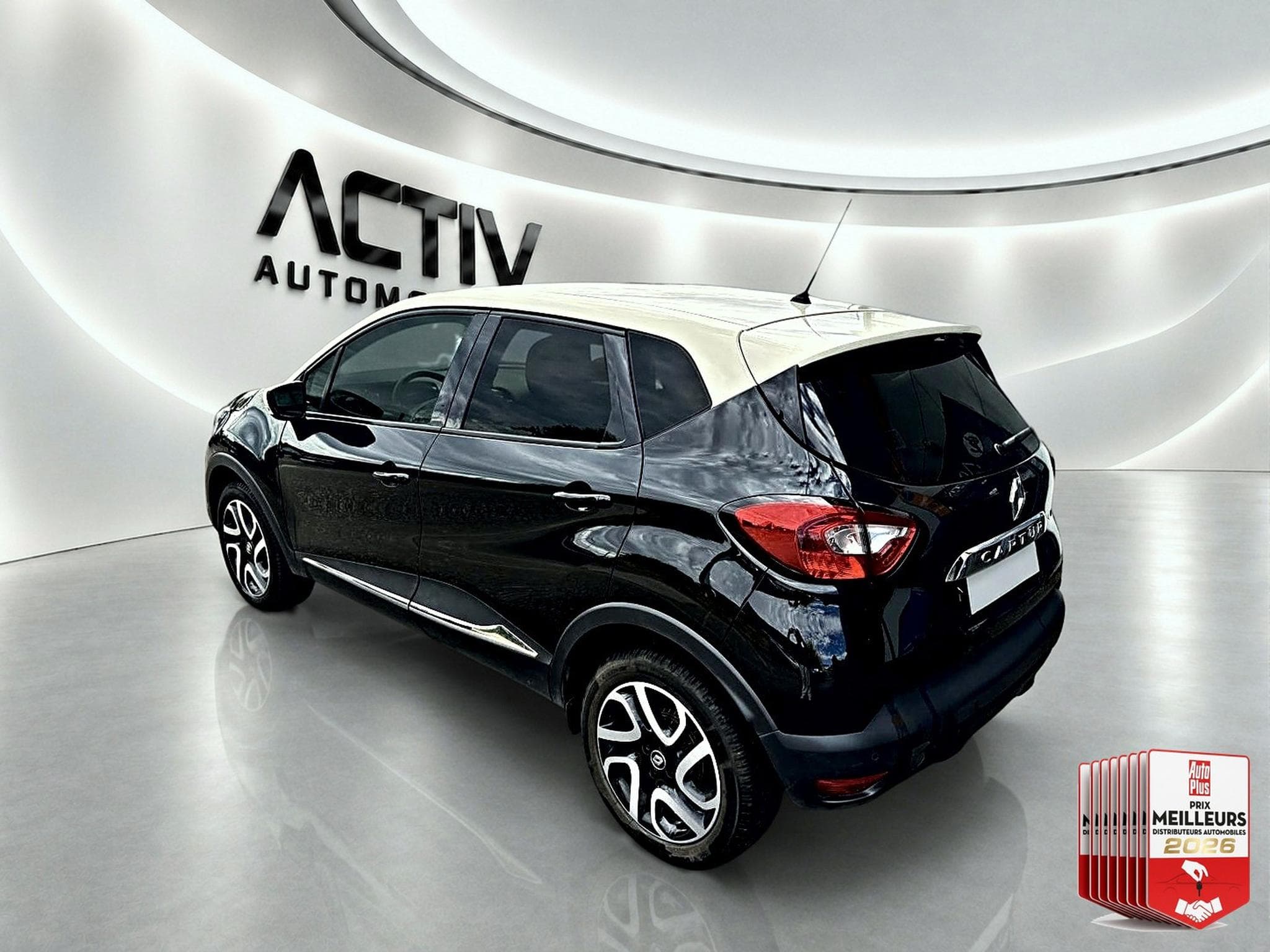 Renault CAPTUR 0.9 TCE 90 ENERGY INTENS 2016 (2016) - Photo 6