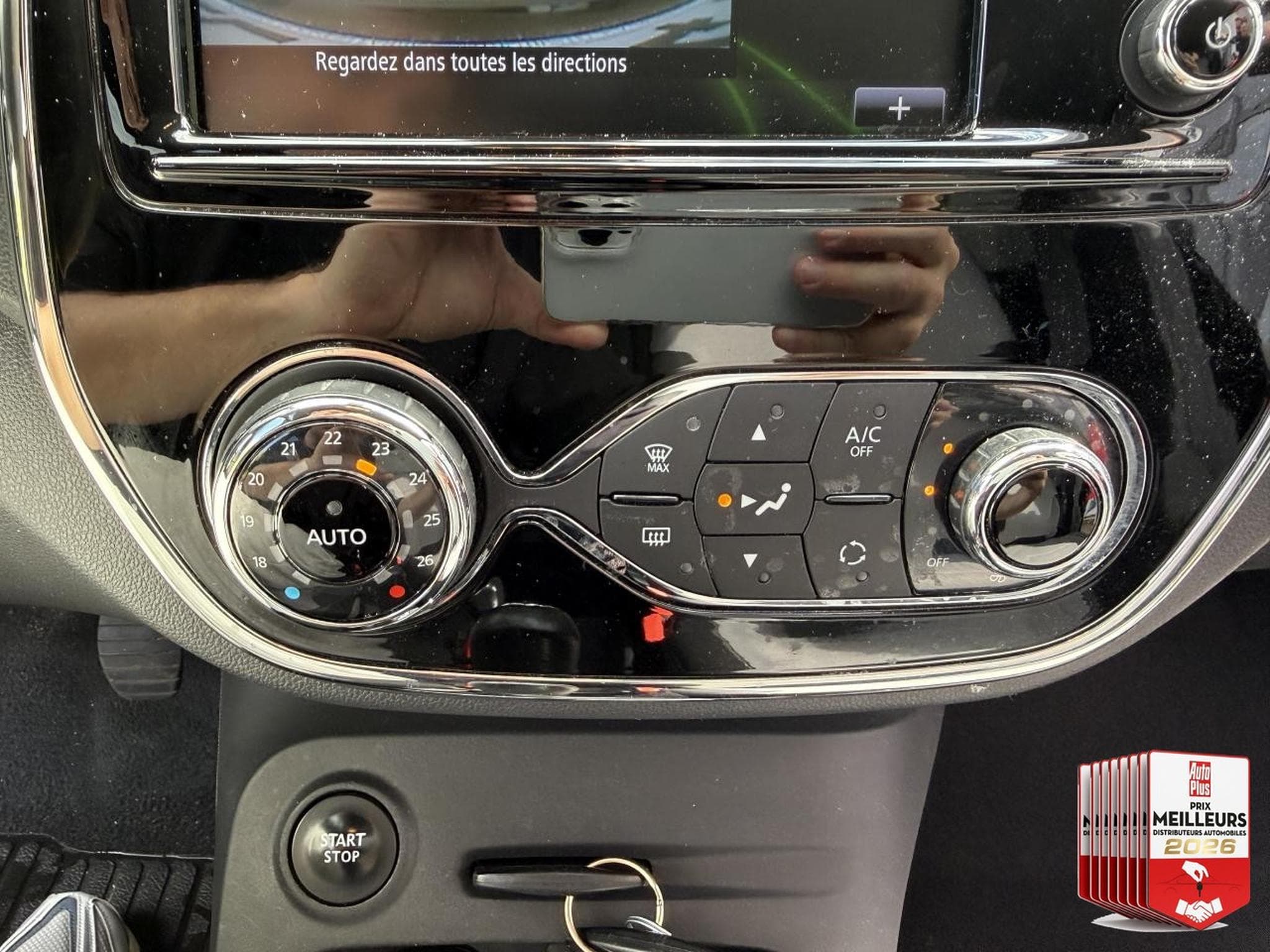 Renault CAPTUR 0.9 TCE 90 ENERGY INTENS 2016 (2016) - Photo 20