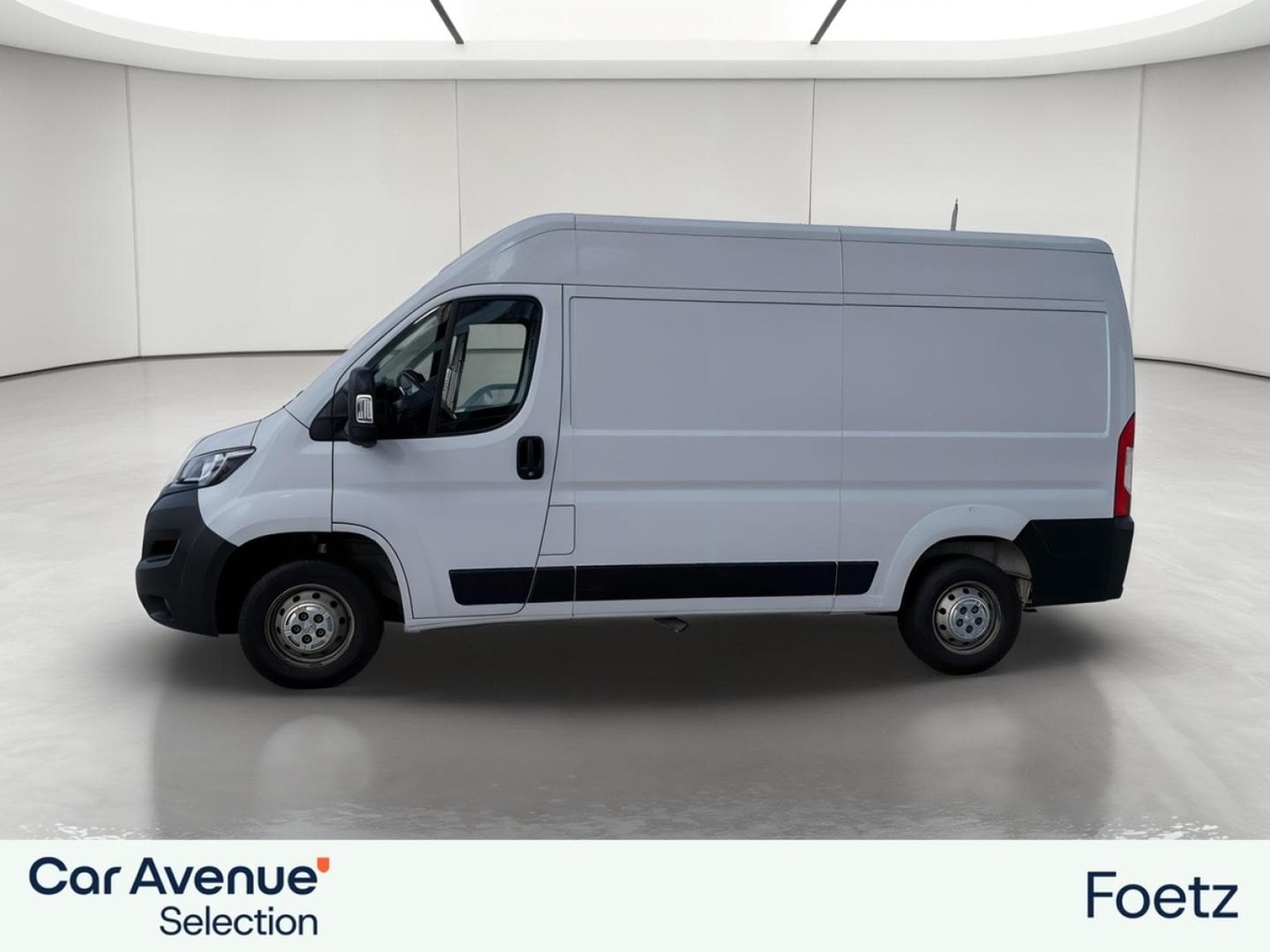 PEUGEOT Boxer L2H2 3.3 140ch BlueHDi S&S (2023) - Photo 2