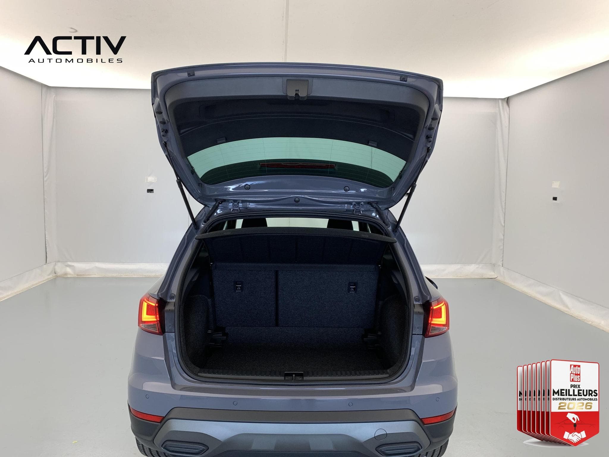 Seat Arona 1.0 TSI 115 ch Start/Stop DSG7 Copa (2026) - Foto 11