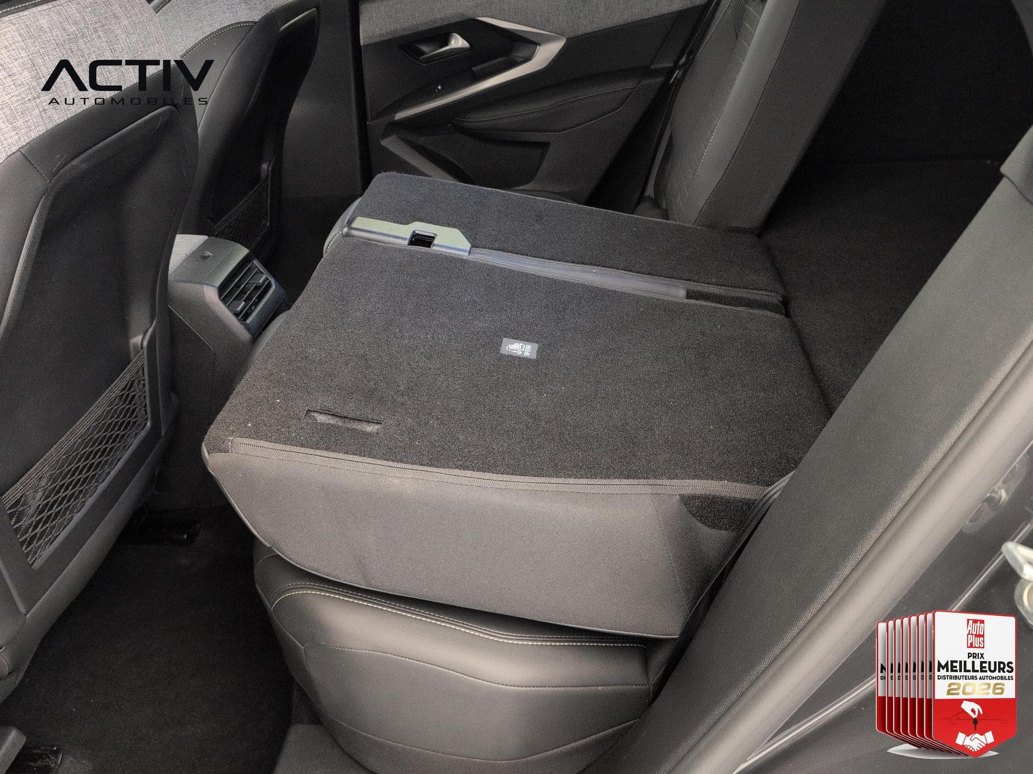 Peugeot 3008 Hybrid 145 e-DCS6 GT (2025) - Photo 13