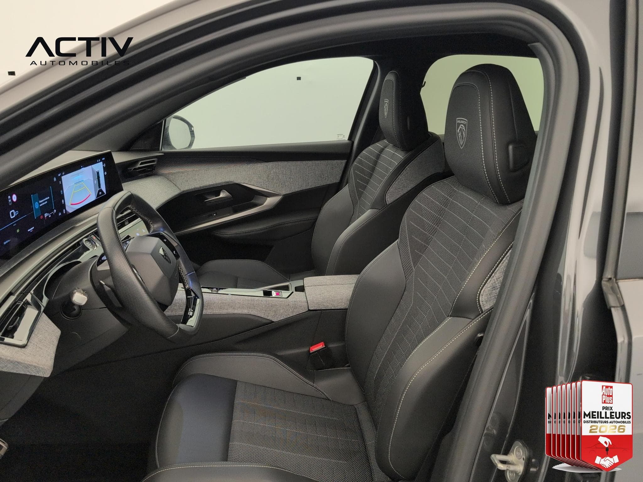 Peugeot 3008 Hybrid 145 e-DCS6 GT (2025) - Photo 17