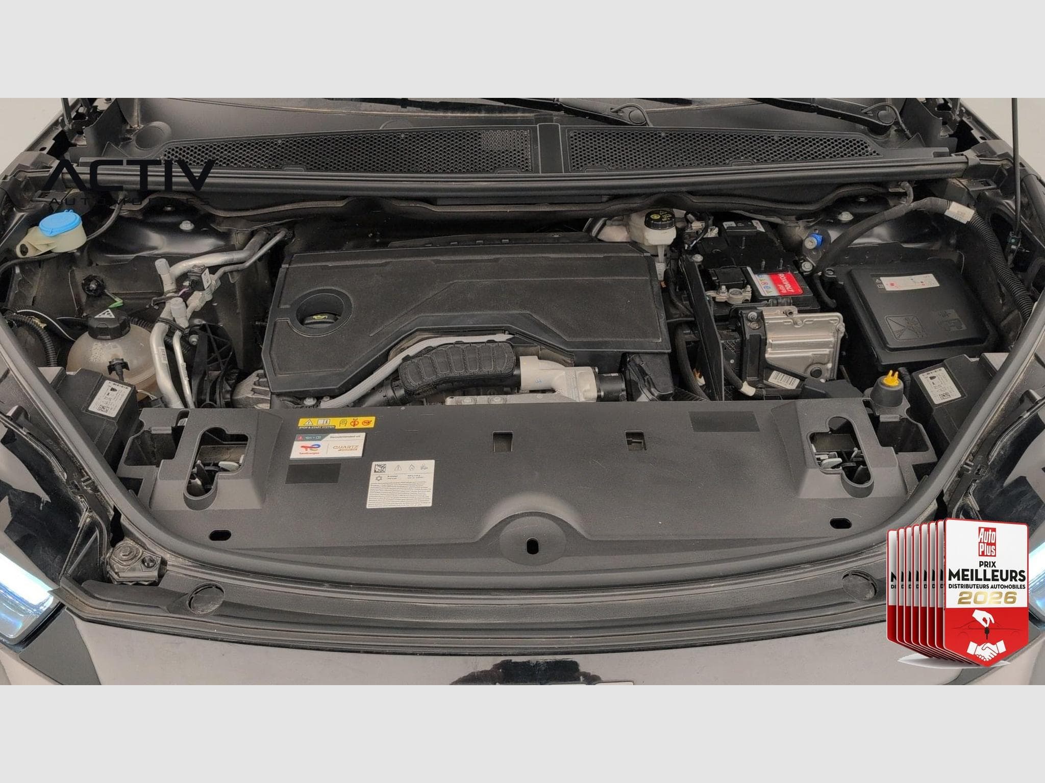 Peugeot 3008 Hybrid 145 e-DCS6 GT (2025) - Photo 22