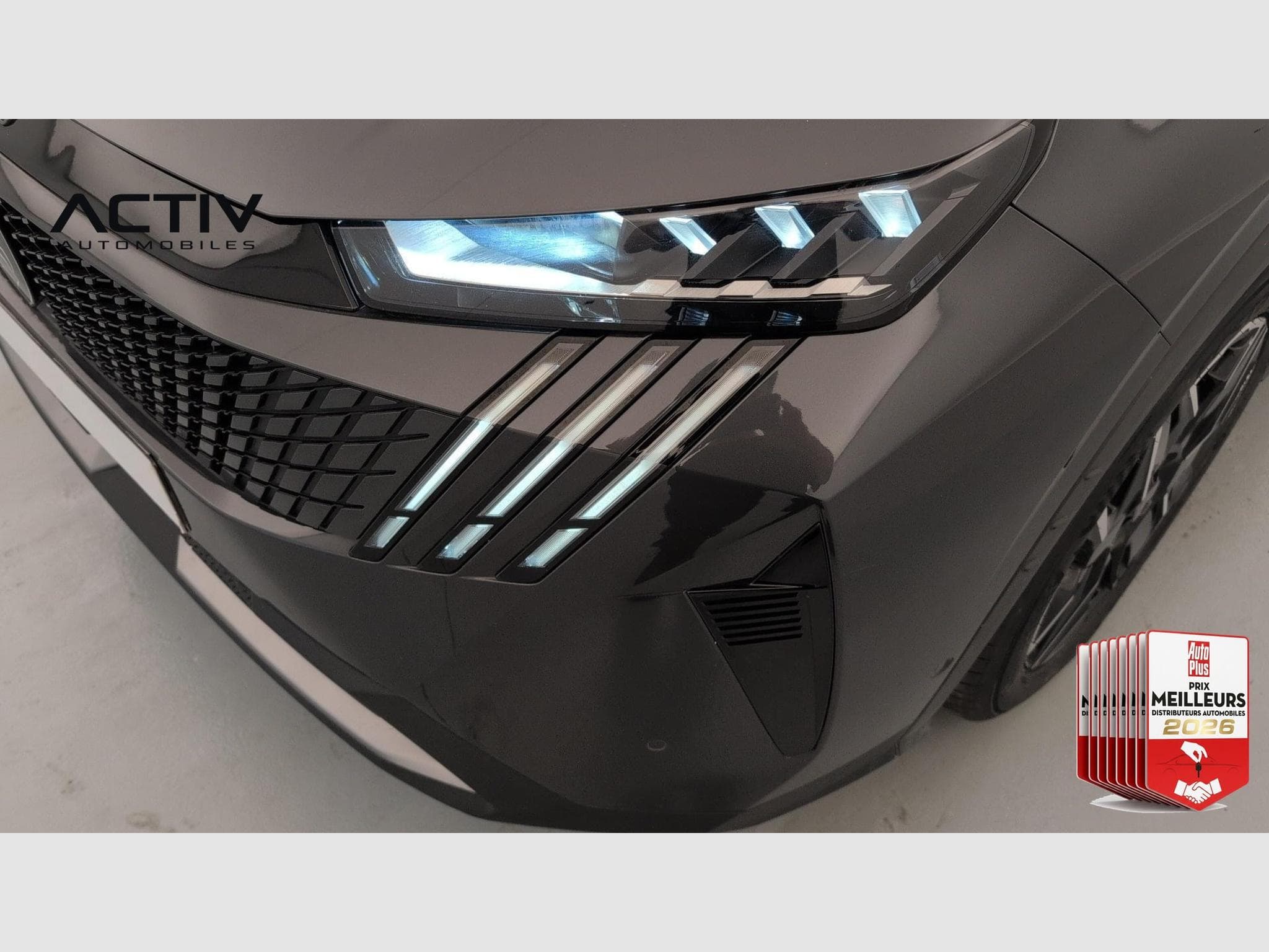 Peugeot 3008 Hybrid 145 e-DCS6 GT (2025) - Photo 23