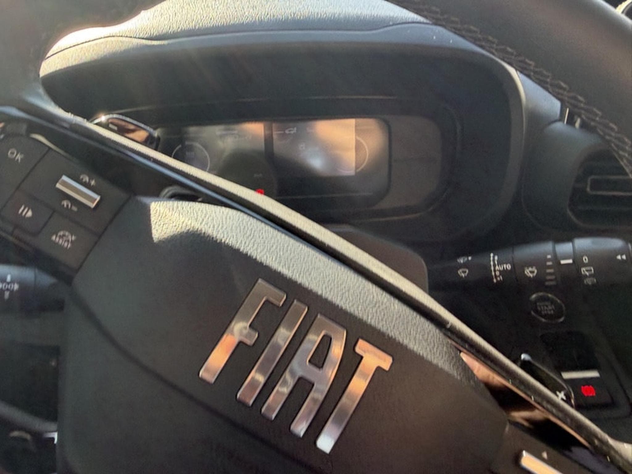 Fiat Doblo 1.5 BlueHDI 130 EAT8 L2H1 (2025) - Foto 14