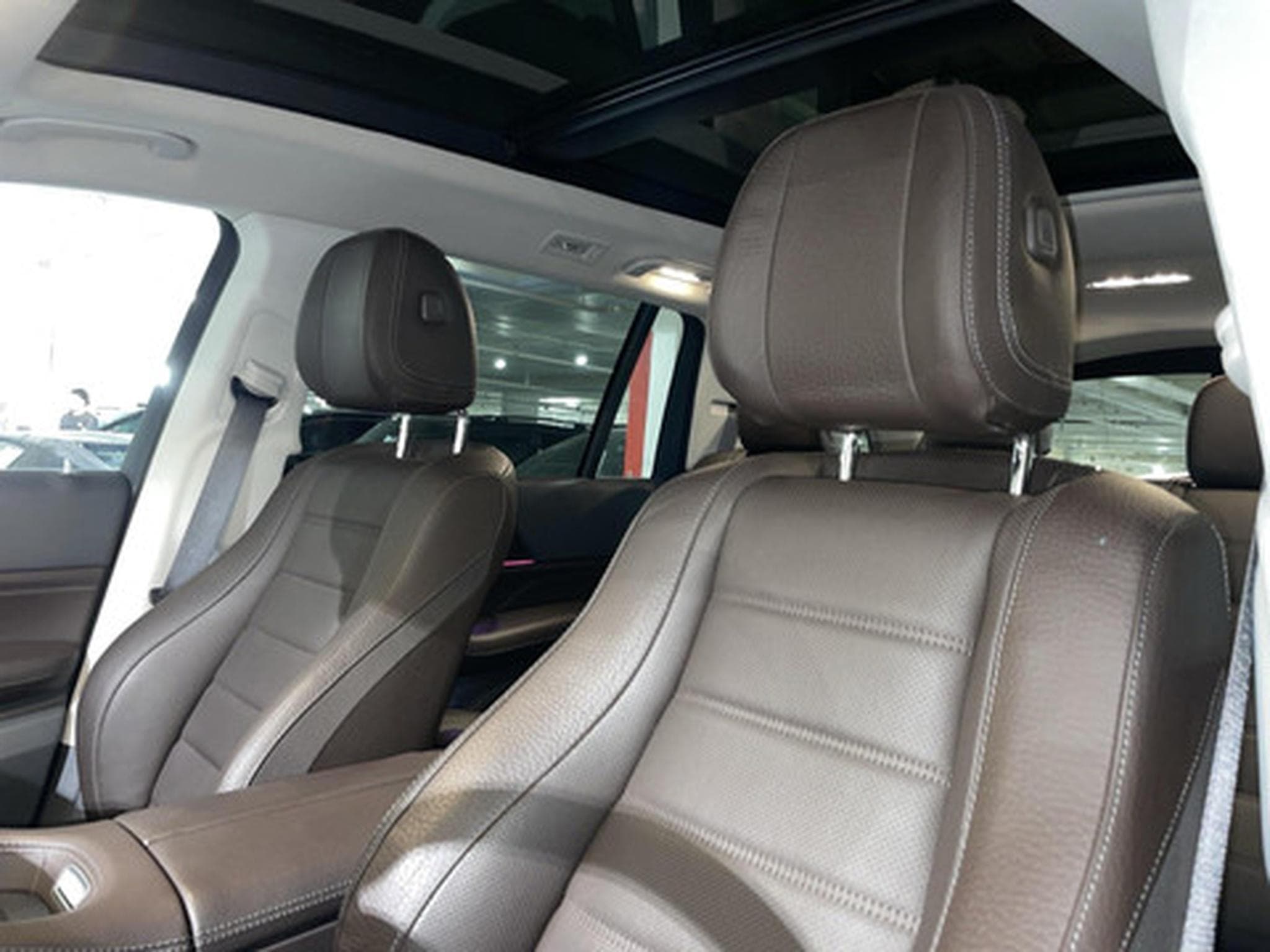 Mercedes GLS 400 2.9 GLS d 4MATIC 7 PLACES (2020) - Foto 14