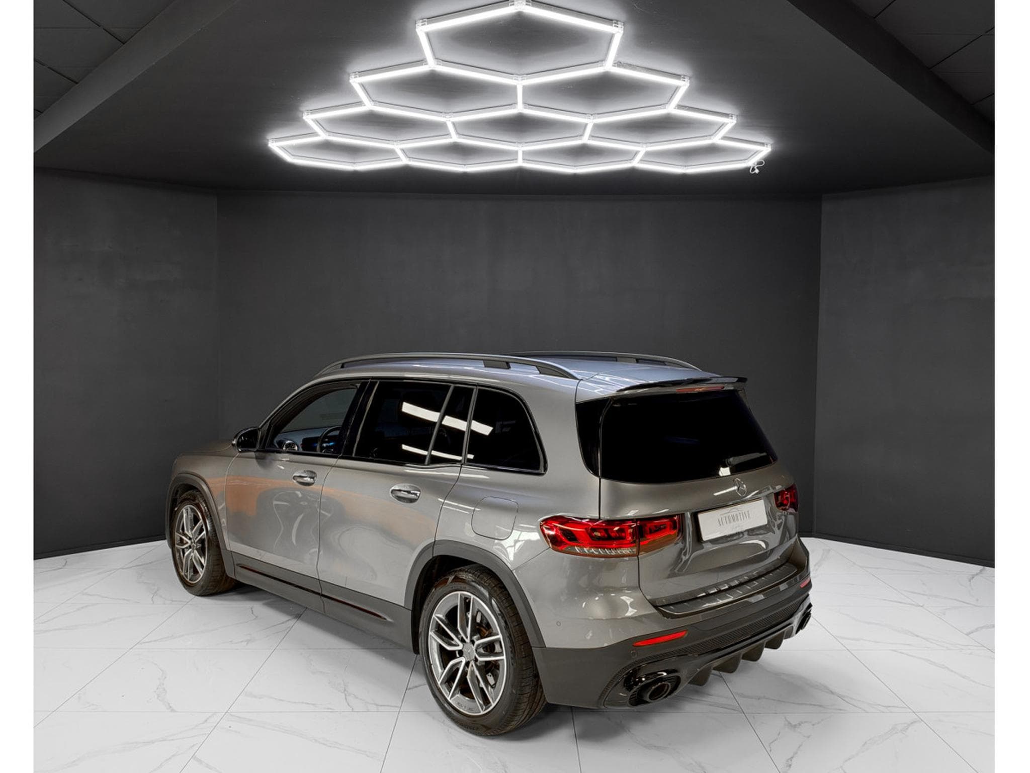 Mercedes GLB 35 AMG 35 AMG 4MATIC (2023) - Photo 3