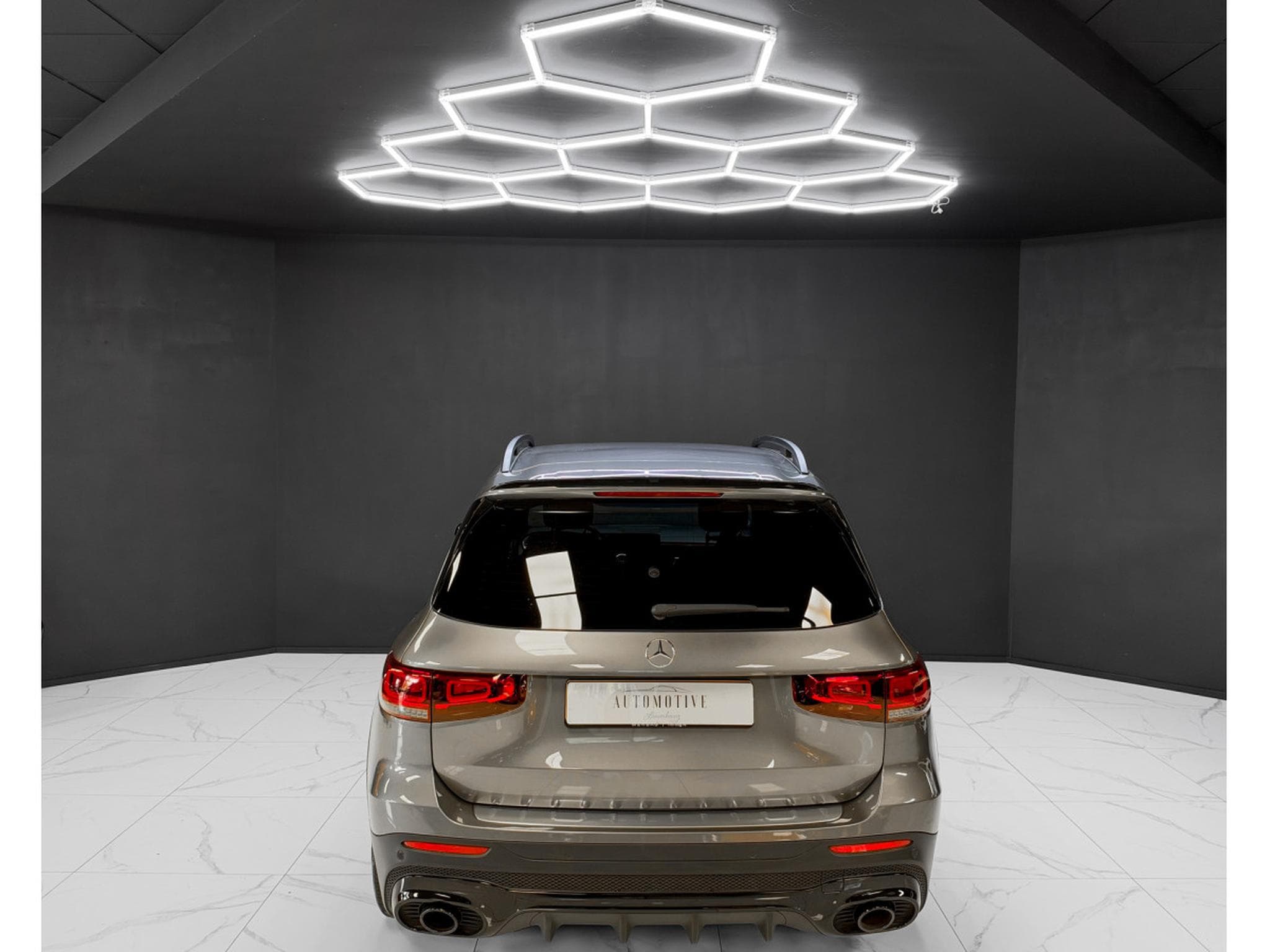 Mercedes GLB 35 AMG 35 AMG 4MATIC (2023) - Photo 4