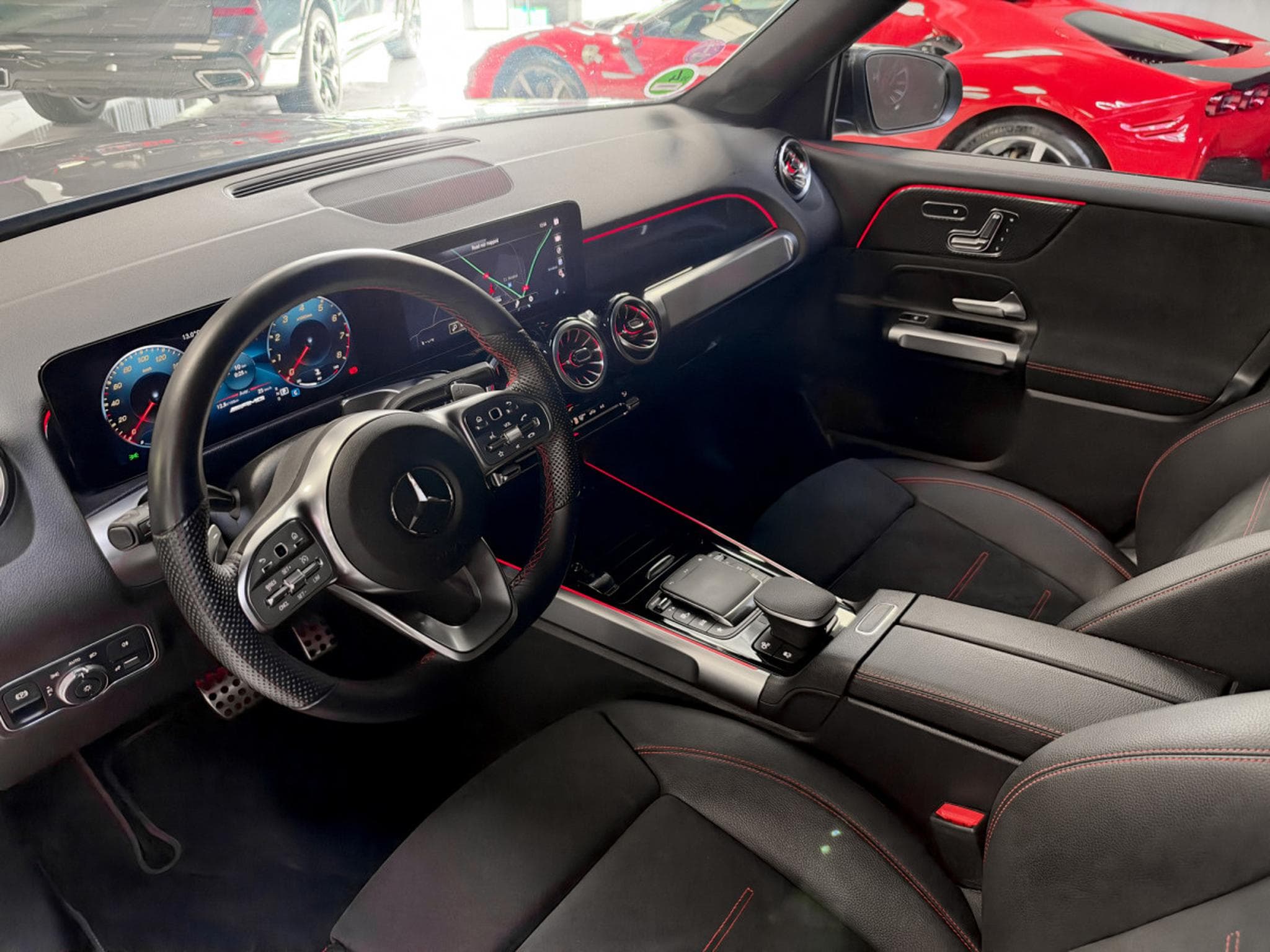 Mercedes GLB 35 AMG 35 AMG 4MATIC (2023) - Photo 11