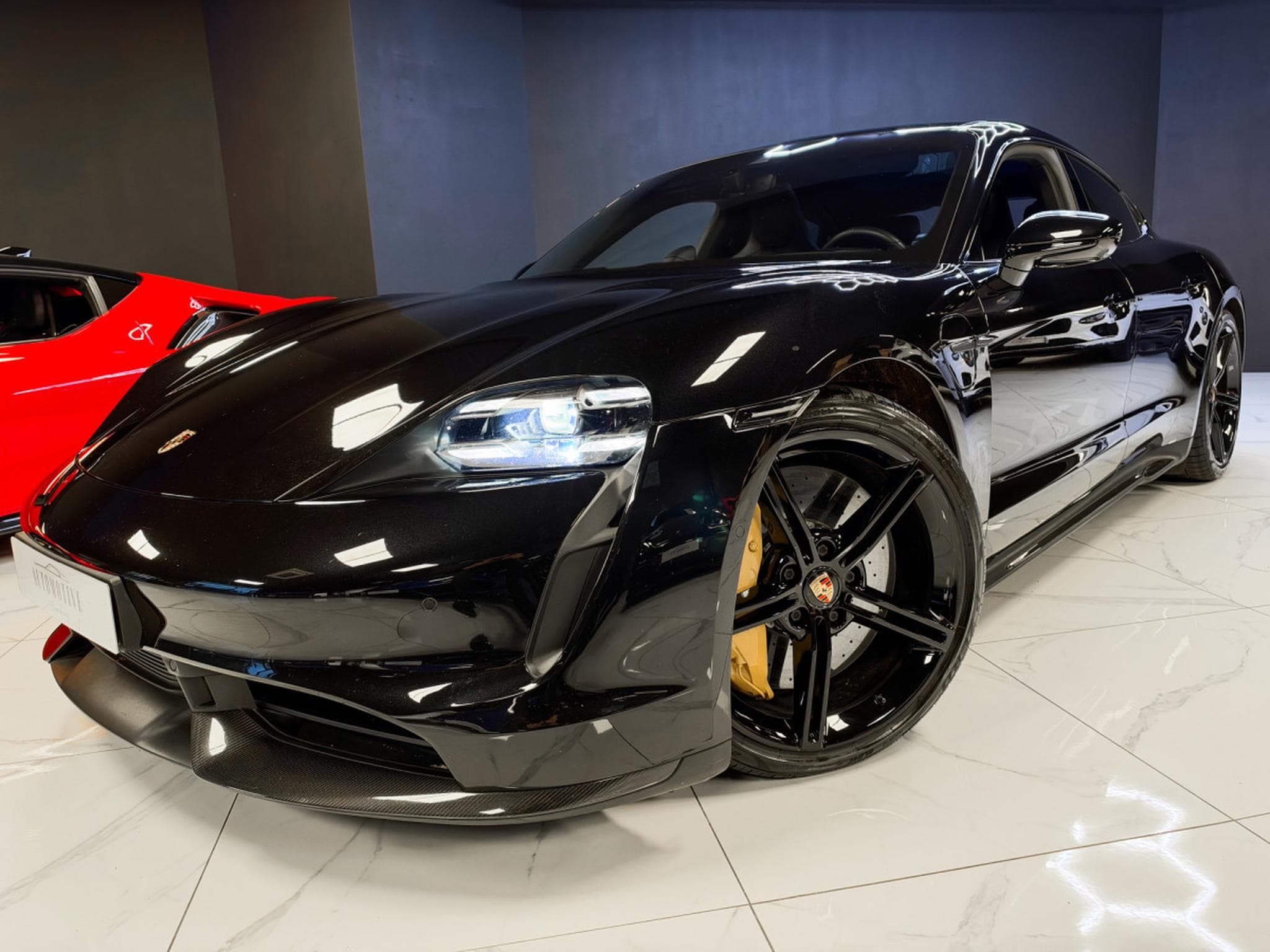 Porsche Taycan TURBO S / APPROVED 2028 / 5 SEATS (2020) - Photo 8