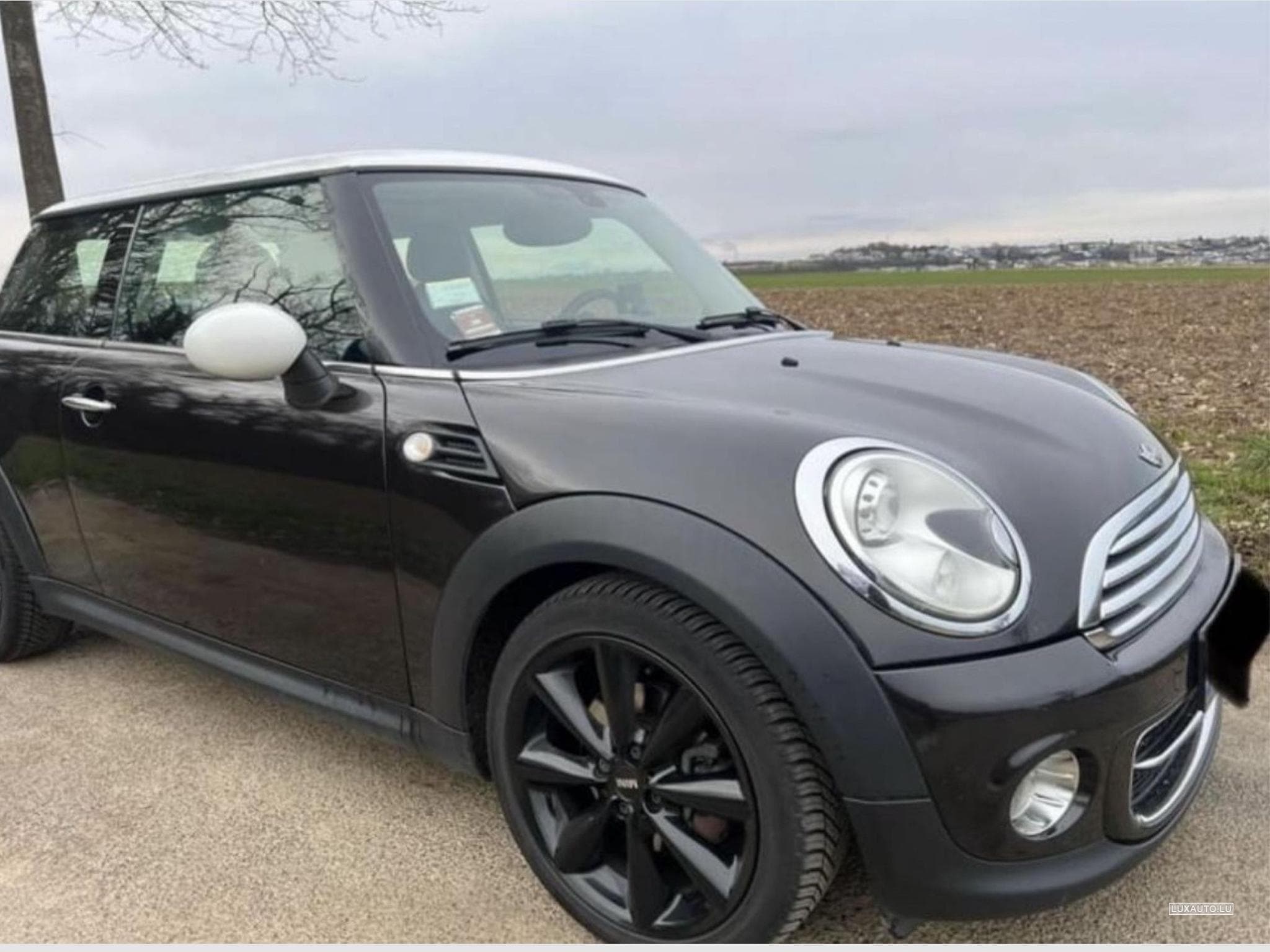 Mini Cooper (2014) - Photo 1