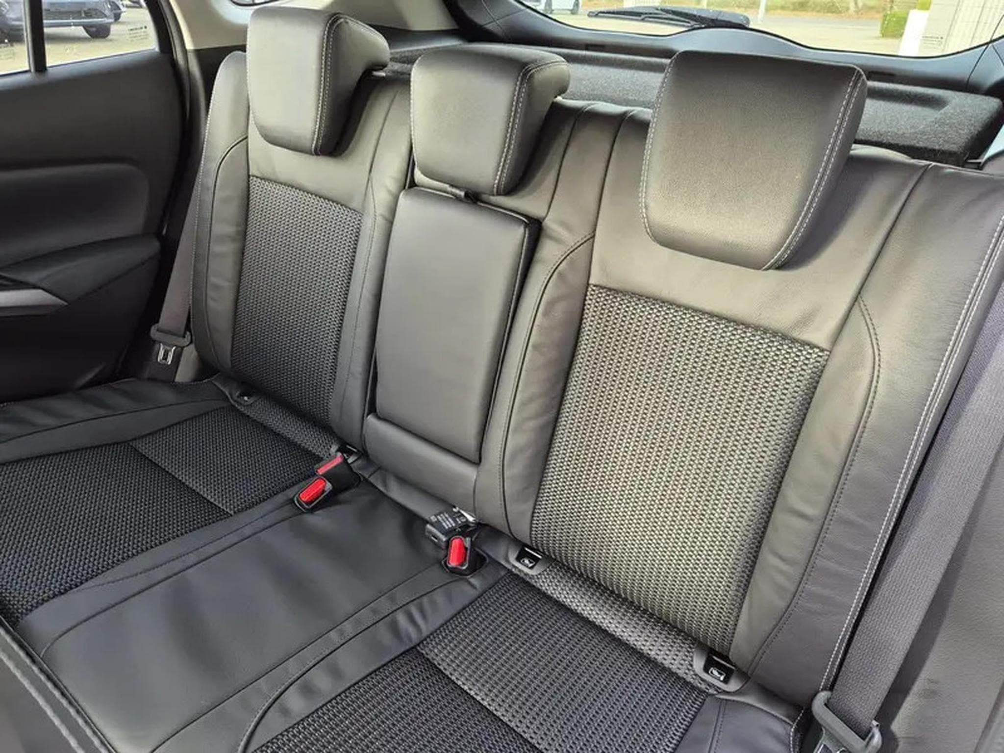 Suzuki S-Cross 1.4 Boosterjet 110 MHEV Auto Comfort Allgrip (2026) - Photo 9