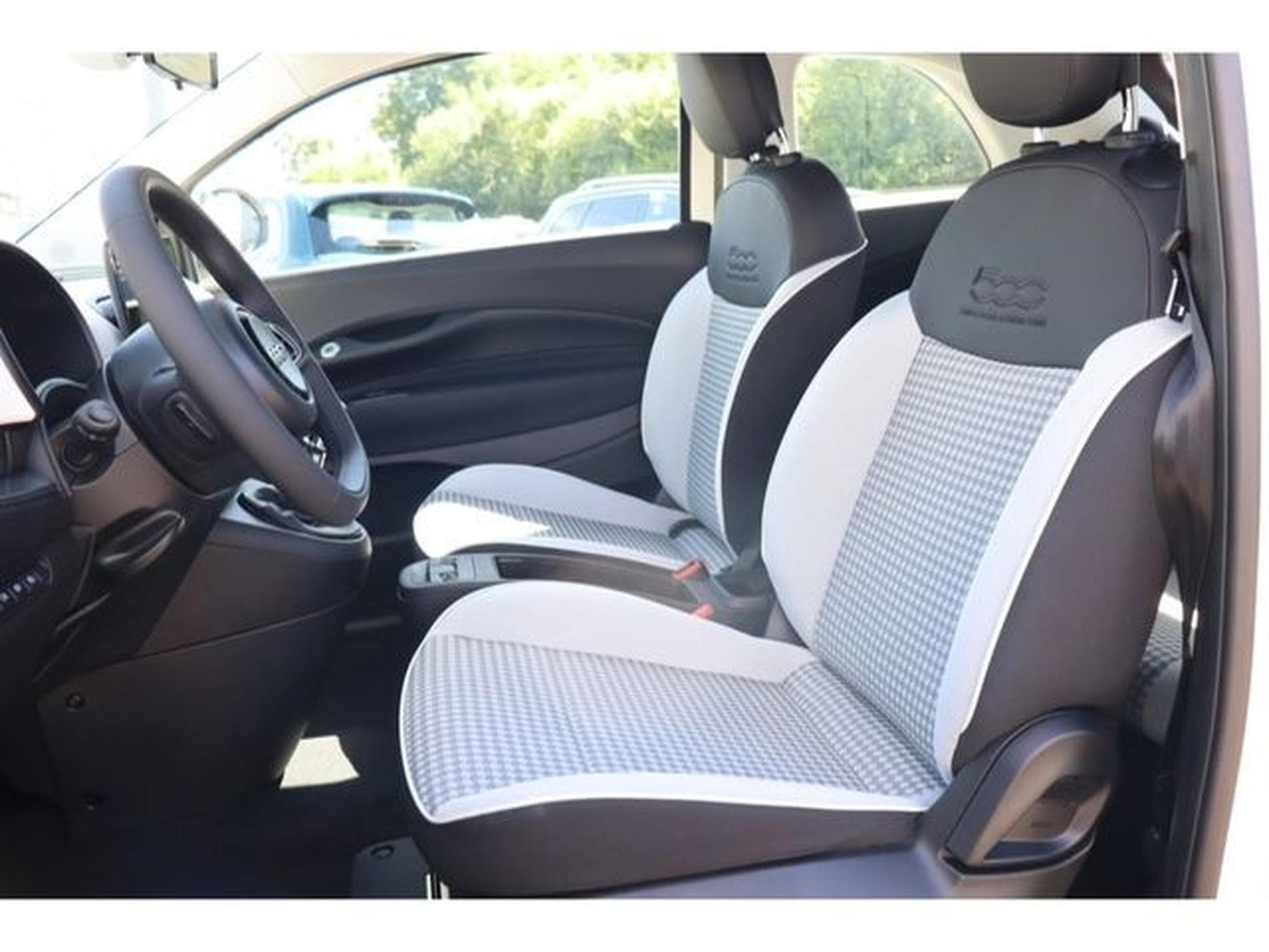 Fiat 500 1.0 Hybrid 65 Cabrio Dolce Vita (2026) - Photo 11